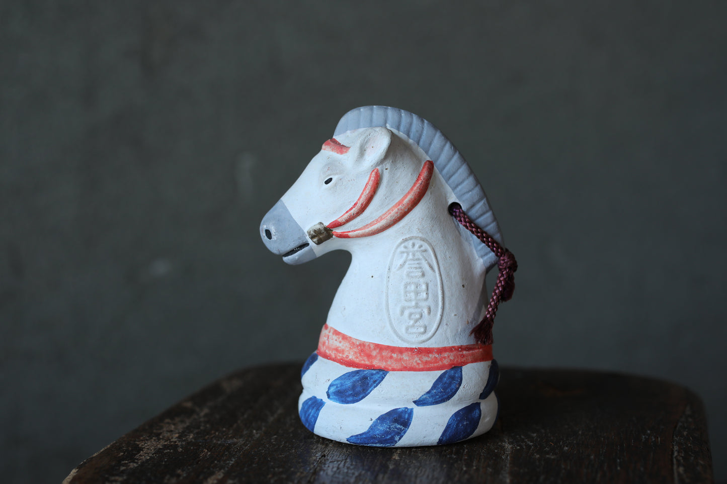 Japanese pottery bell horse animal doll with Kanji 誉田宮 神馬 sacred horse Paper weight, Ornaments Japanese vintage small bell H3.9in/10cm