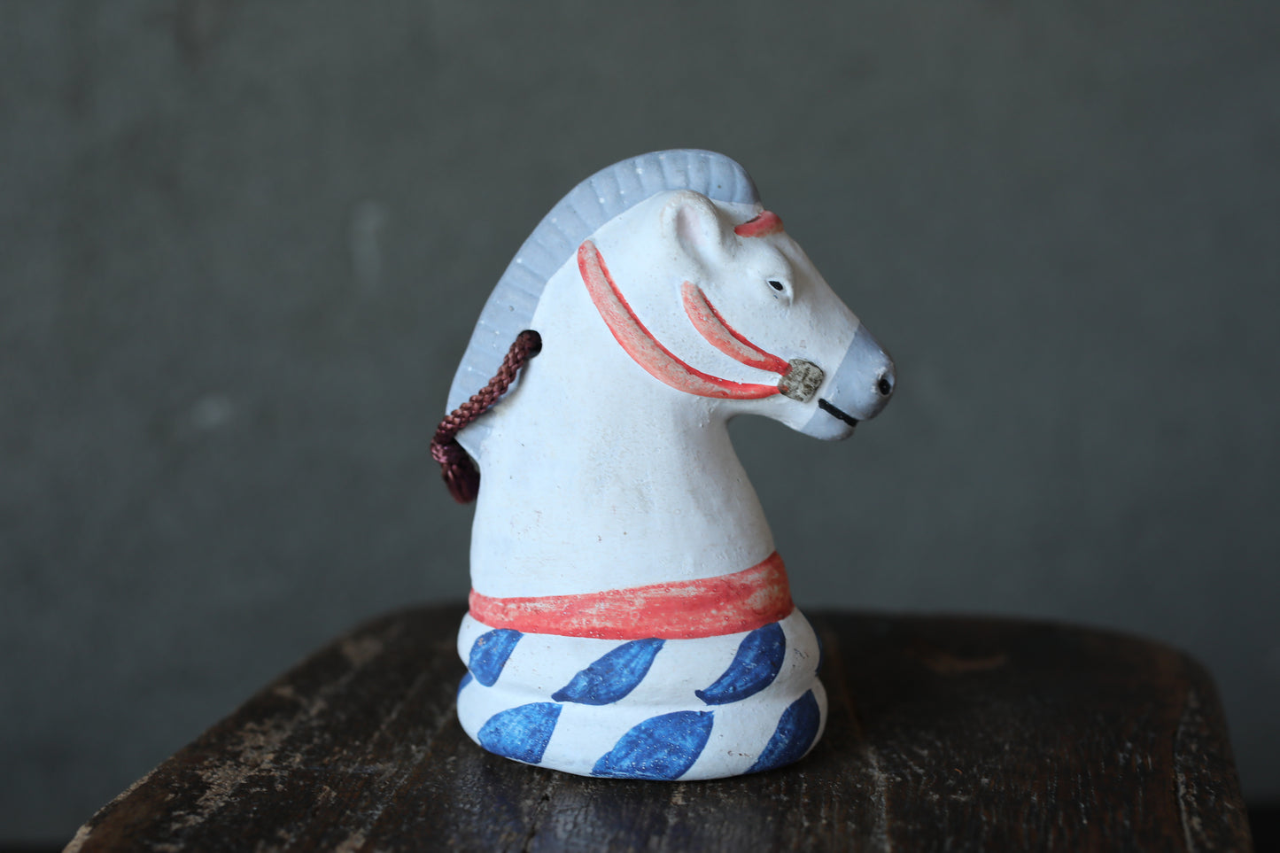 Japanese pottery bell horse animal doll with Kanji 誉田宮 神馬 sacred horse Paper weight, Ornaments Japanese vintage small bell H3.9in/10cm