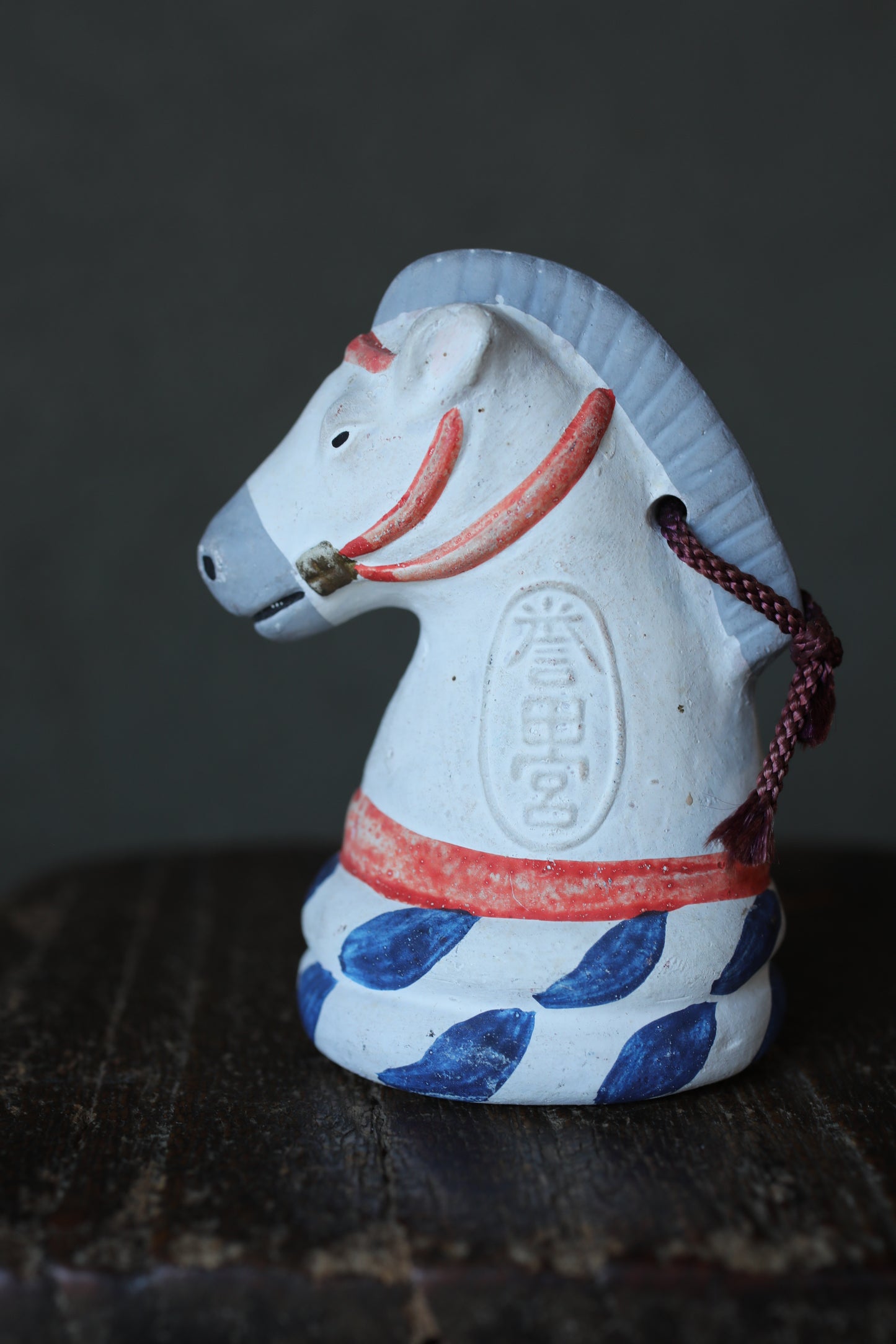 Japanese pottery bell horse animal doll with Kanji 誉田宮 神馬 sacred horse Paper weight, Ornaments Japanese vintage small bell H3.9in/10cm