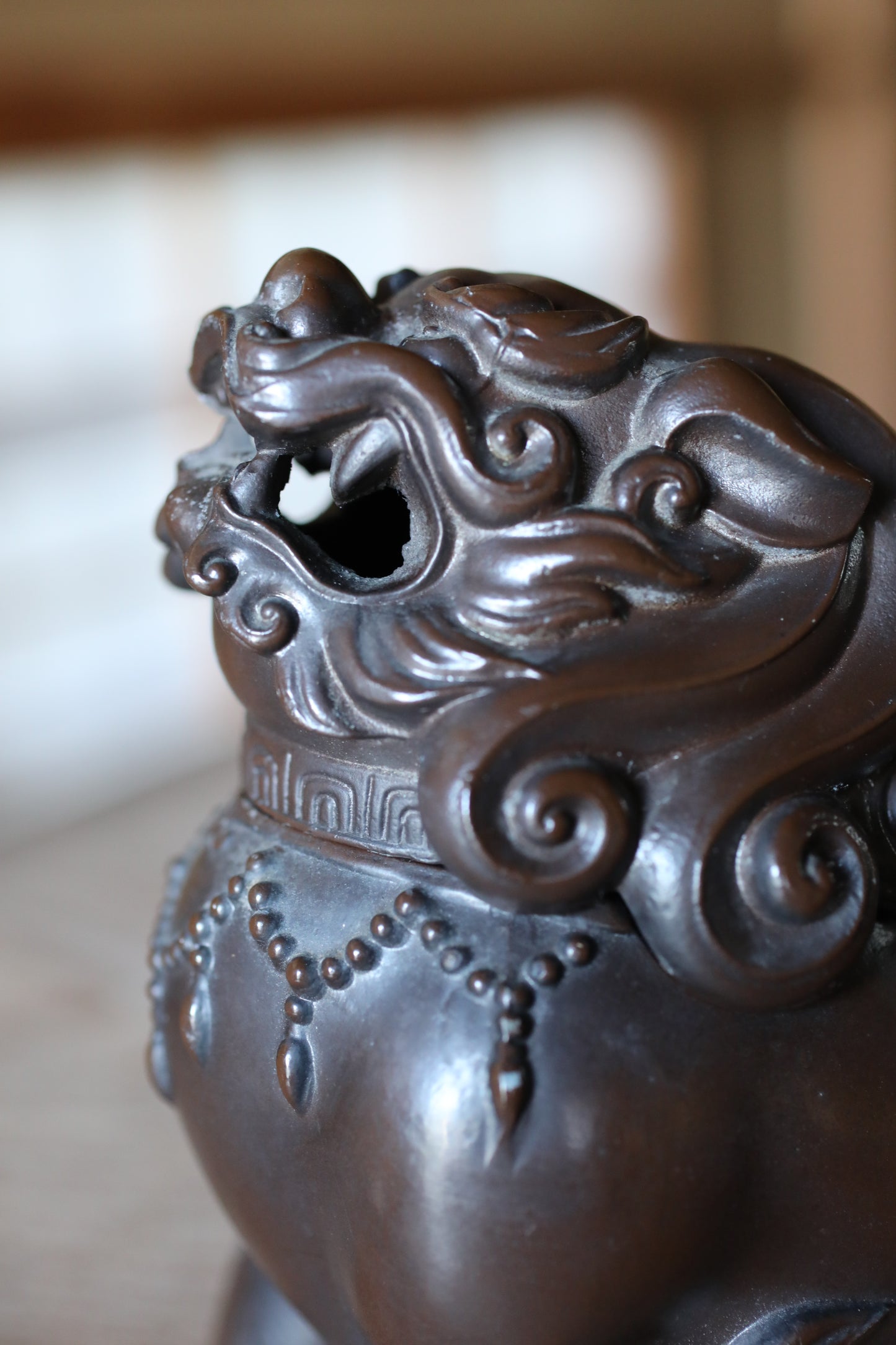 FINE! Japanese vintage Bronze statue censer Koro shishi lion with signed, animal Incense burner 1950s buddhist temple H6.3xW7.5in/H16xW19cm