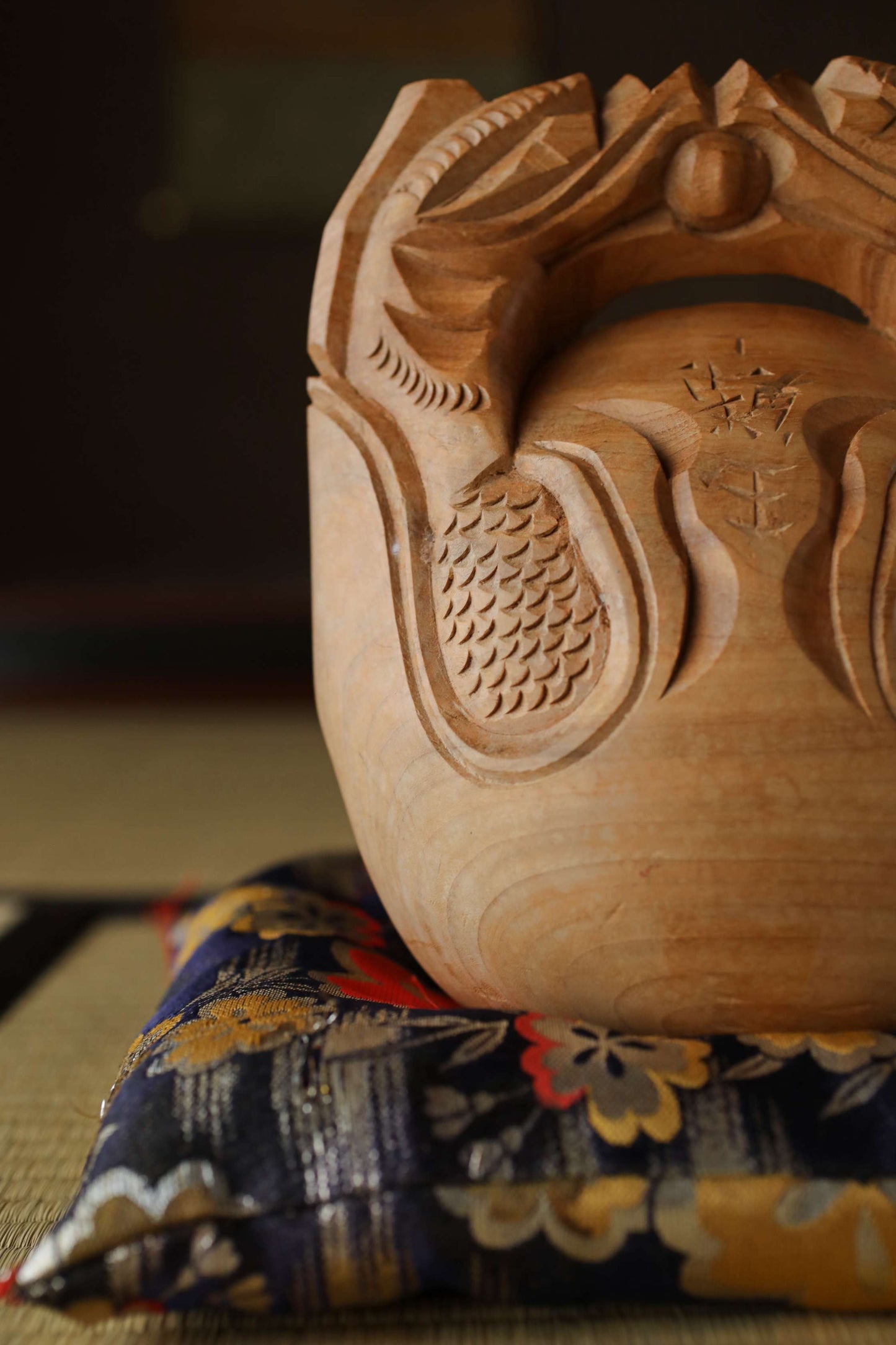 Japanese vintage buddhist alter Patina Wooden Fish drum gong "Mokugyo" with stick and cushion buddhist temple Chanting Drum 7.7in/19.5cm
