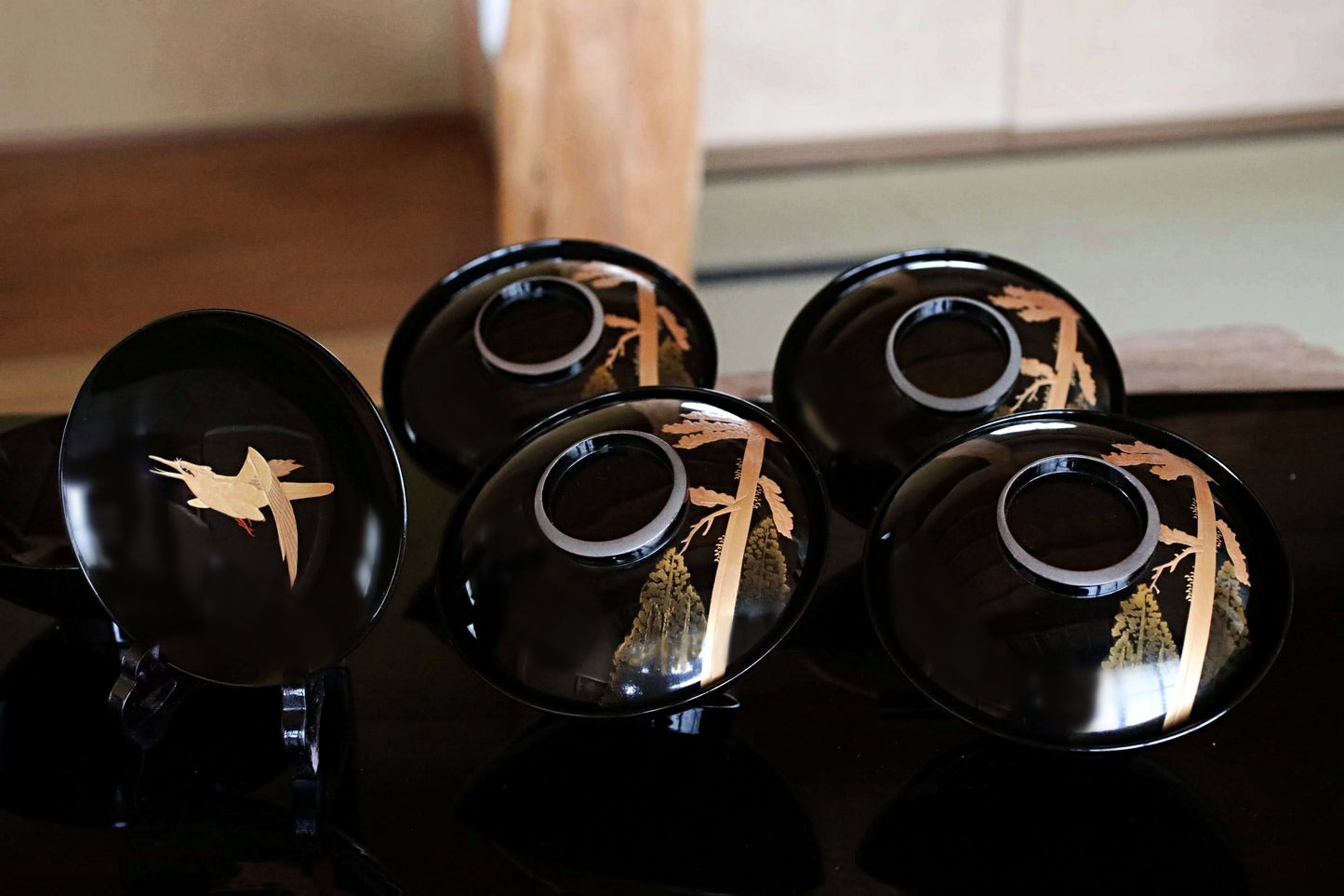 Japanese antique maki-e bowls set 5