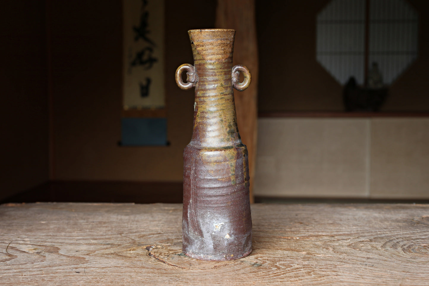 Japanese vintage BIZEN flower vase with ears ,Beautiful soil color with Kanji sign with box IKEBANA  For GIFT H10.8×3.1in/H27.5×8cm