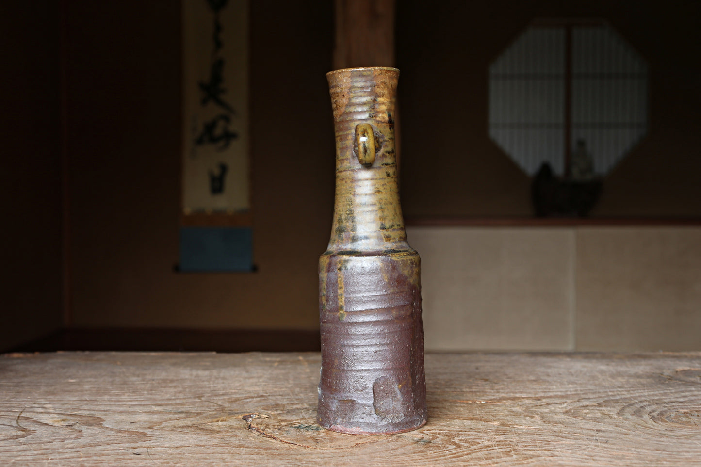 Japanese vintage BIZEN flower vase with ears ,Beautiful soil color with Kanji sign with box IKEBANA  For GIFT H10.8×3.1in/H27.5×8cm
