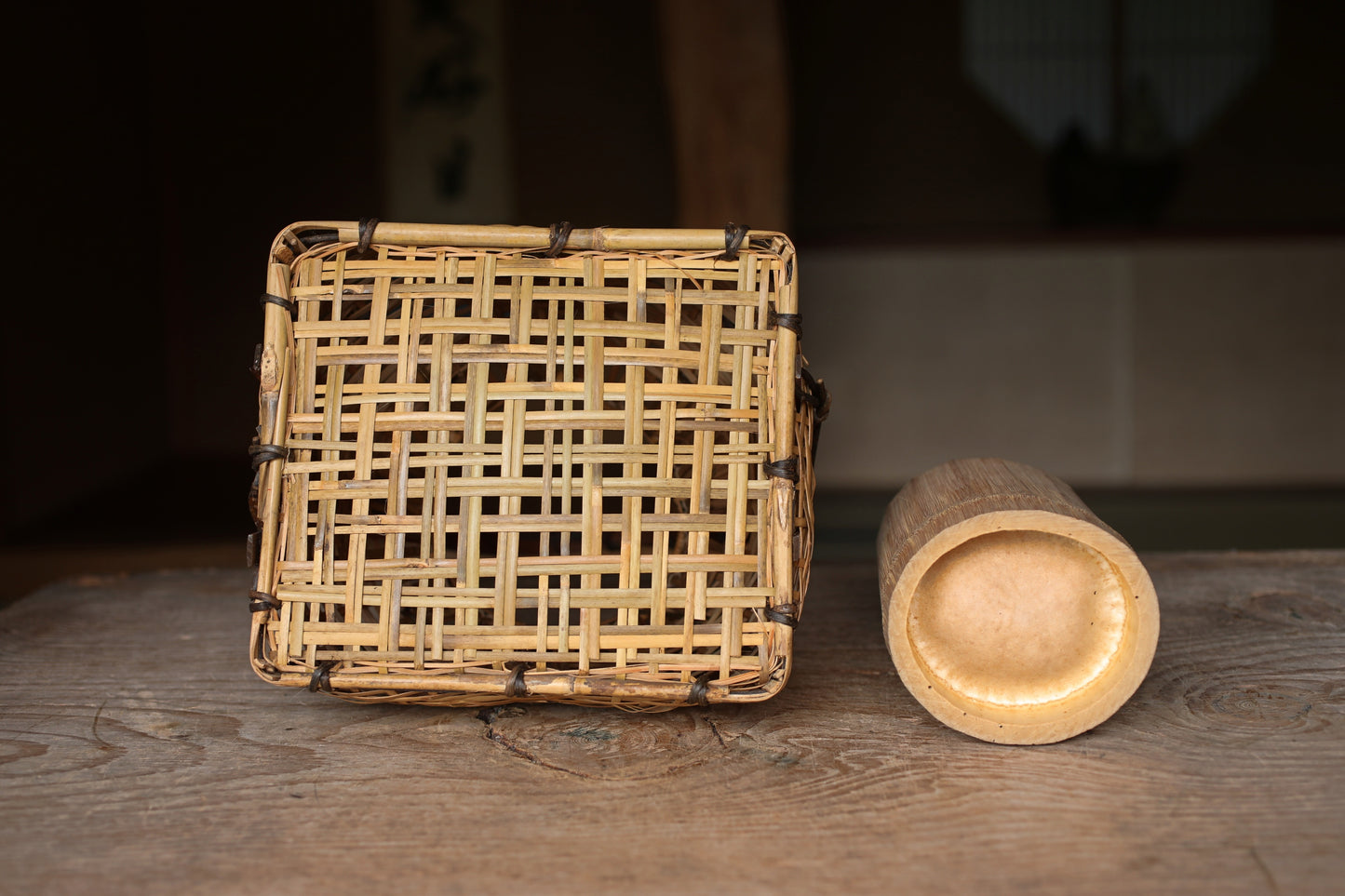 Japanese vintage bamboo woven basket , beautiful hand craft For IKEBANA Tea ceremony, Hana-kago 1970s H13×10in/H33×25.5cm