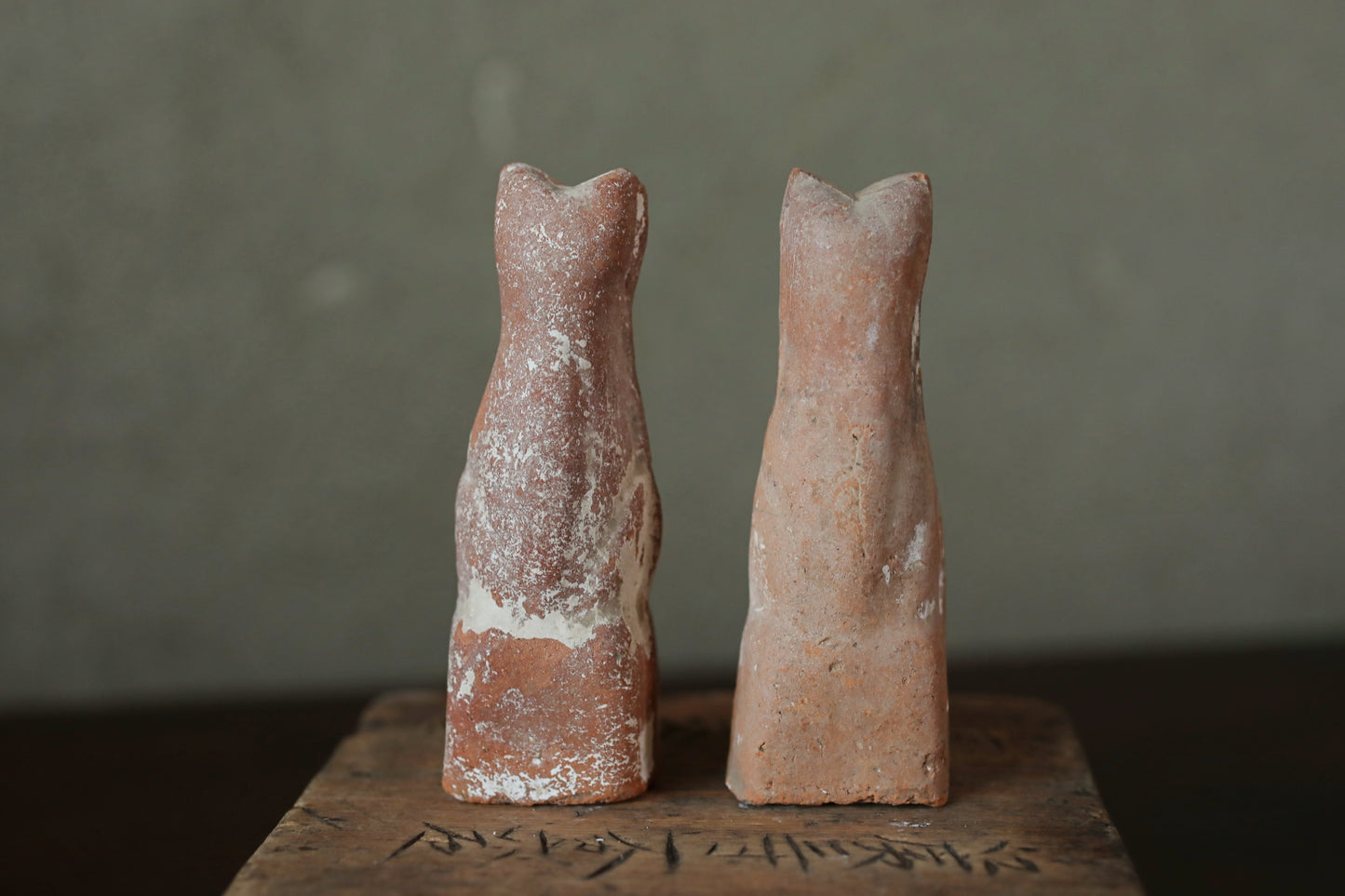 Japanese Antique 1910s pair of KITSUNE dolls Pottery from Shinto shrine Altar Foxes art Japanese guardian deity Okimono H3.5in/9cm