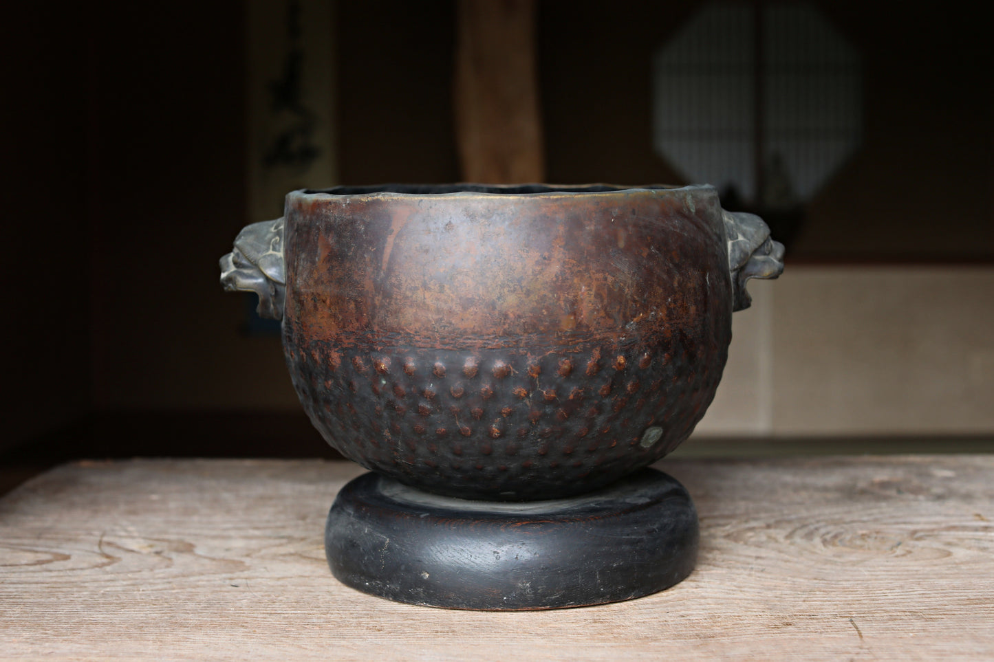 Japanese antique Bronze HIBACHI Blazer, plant pot cover with lion face handles, engraving, charcoal Fire Holder 1800s W14.4in/W36.5cm