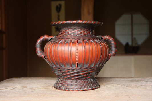 LARGE! Japanese vintage bamboo woven vase with two handles in smoke stained color, IKEBANA, Tea ceremony, Hana-kago W13.4in/W34cm