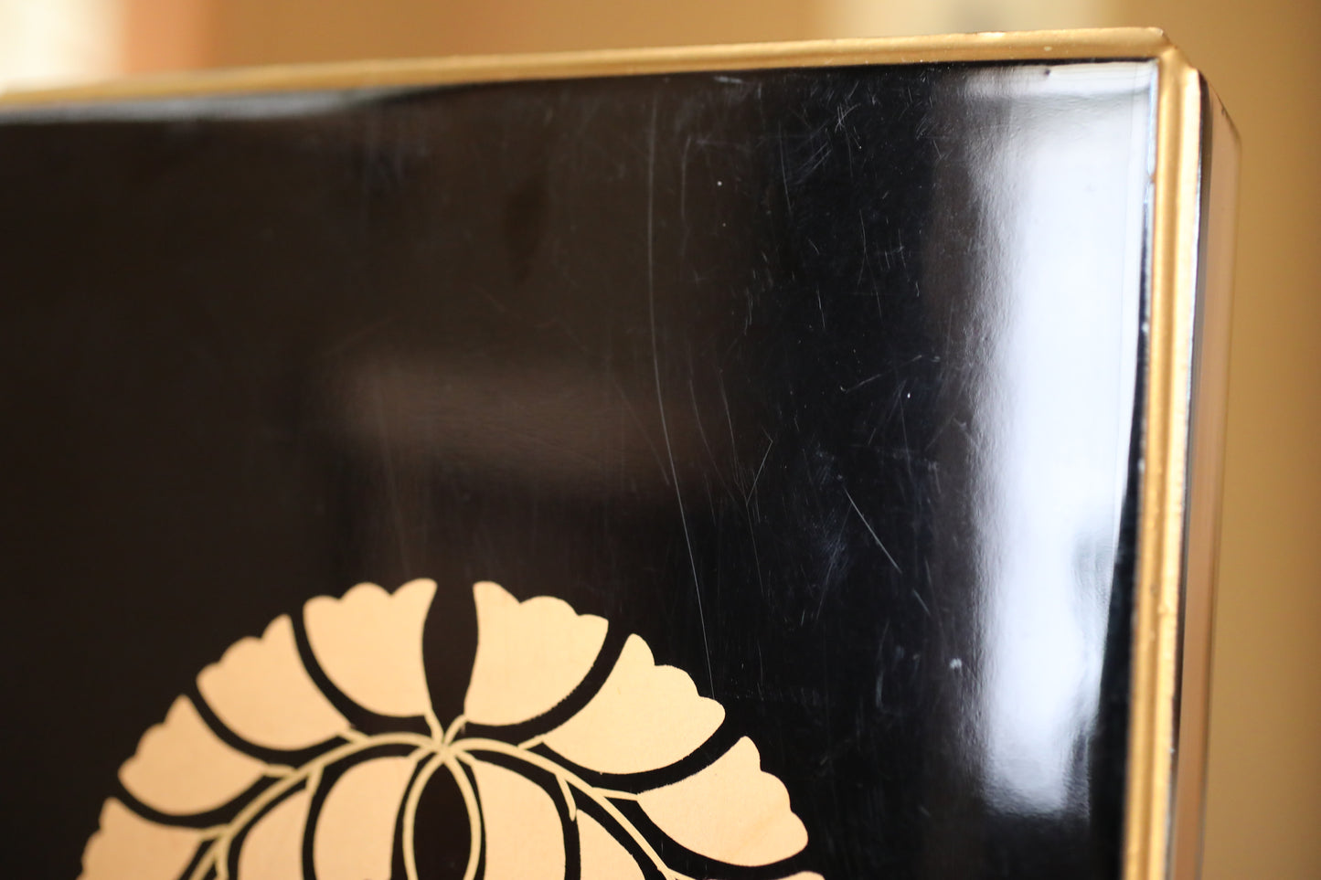 Japanese Makie Black Lacquer Gold wisteria SAMURAI crest wooden box URUSHI Maki-e, lacquer furniture buddhist alter 8.9×6.3in/22.5×16cm