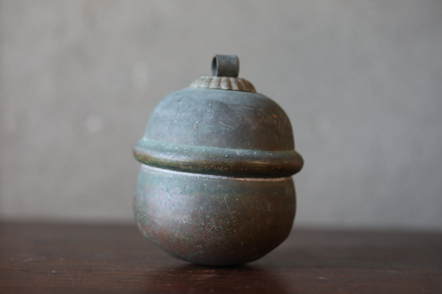 Japanese vintage black Bronze Bell from shinto shrine hanging bell hand metal craft SUZU H4.1×3.5in/H10.5×9cm