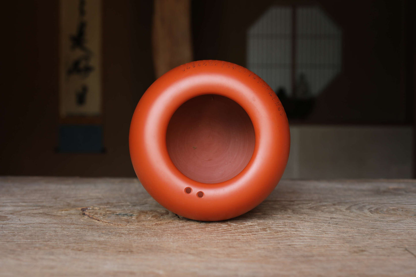 Japanese vintage Tokoname ware small HIBACHI brazier with Fine letter engraving hand craft red clay Kanji signed H4.3×6.5in/H11×16.5cm