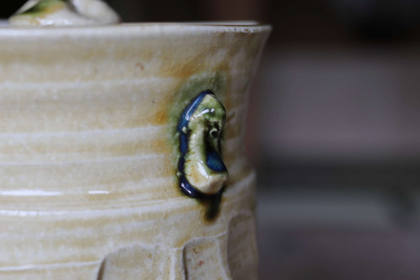 Japanese vintage Mizusashi jar with lid ceramic kiln craft For Tea ceremony "Ki-seto" with signed W7.5in/W19cm