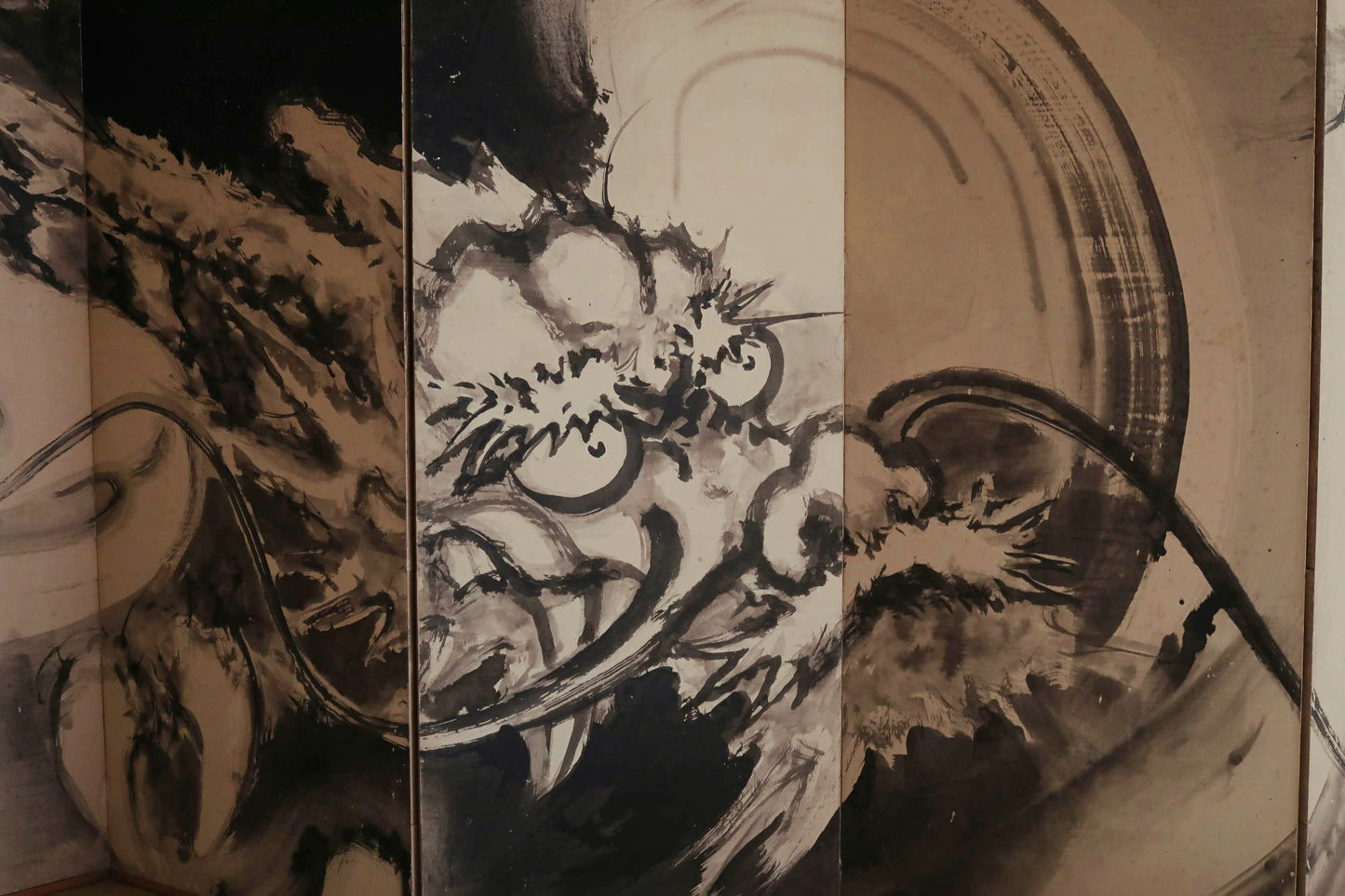 Japanese vintage furniture Byobu wind screen of Dragon with ink painting, with sign impressive hand painting H69.3in/H176cm
