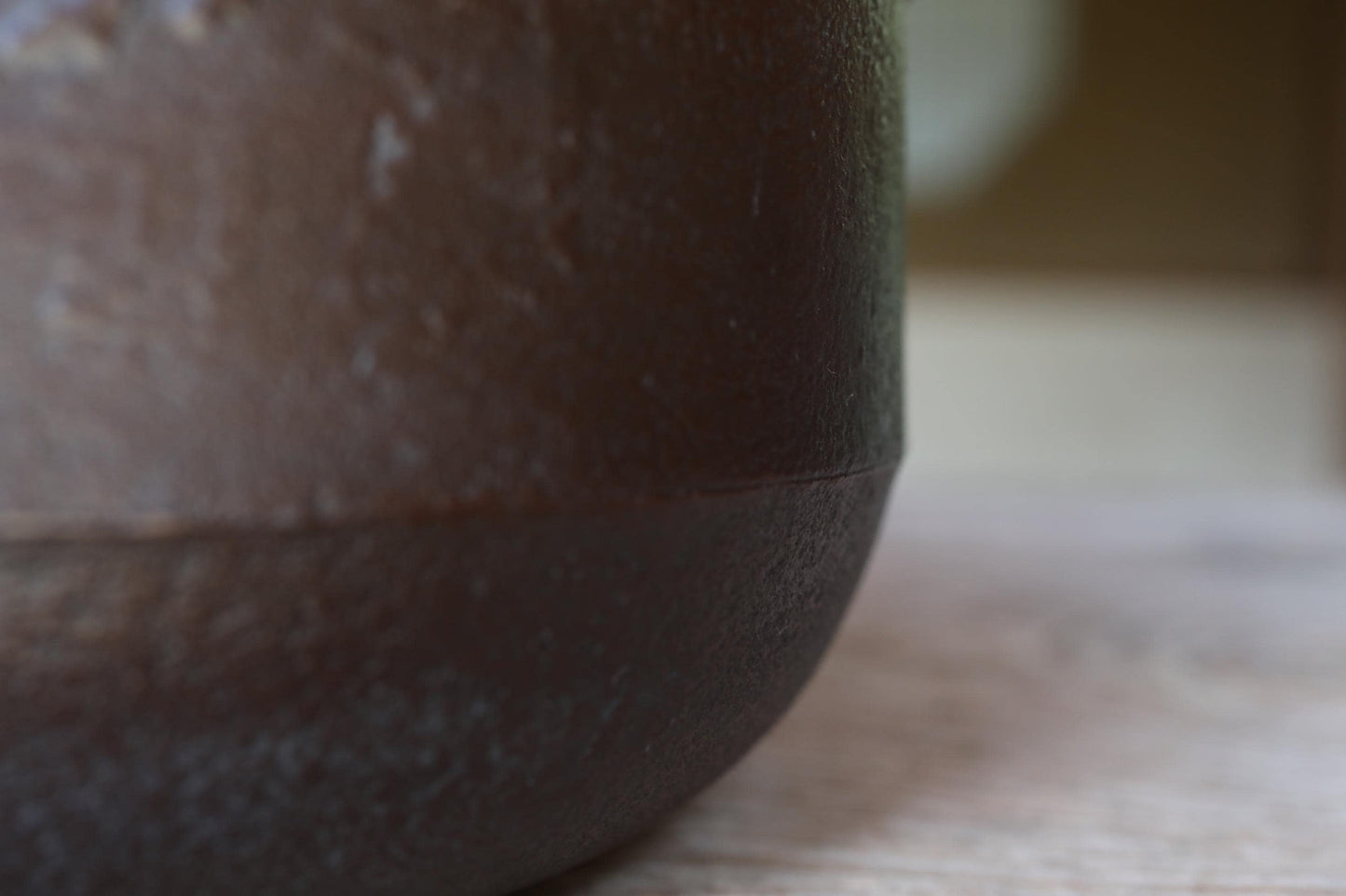 Japanese Cast Iron Kettle – Vintage Tea Ceremony Kettle with Pine Tree Relief & Copper Lid