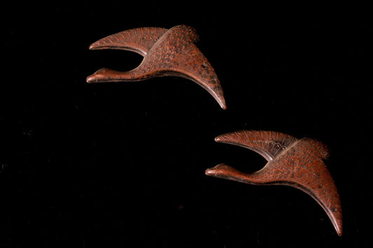 Japanese Bronze antique metal sculpture art small parts Beautiful Bird Goose pair H1.8in×W2.4in×D0.2in