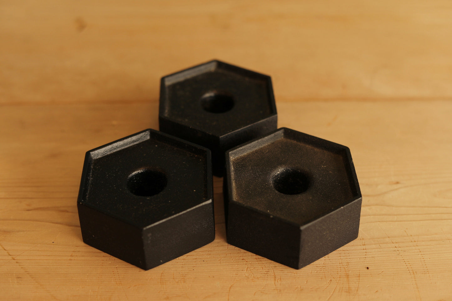 Japanese vintage candle stand made of cast iron Nanbu tekki japan craft black candlestick H1.4×3.5×3.5in