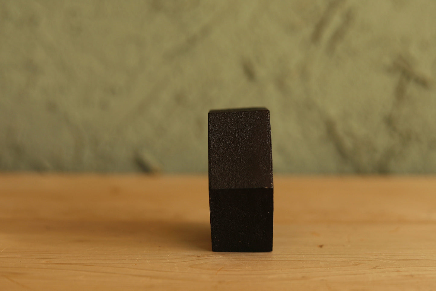 Japanese vintage candle stand made of cast iron Nanbu tekki japan craft black candlestick H1.4×3.5×3.5in