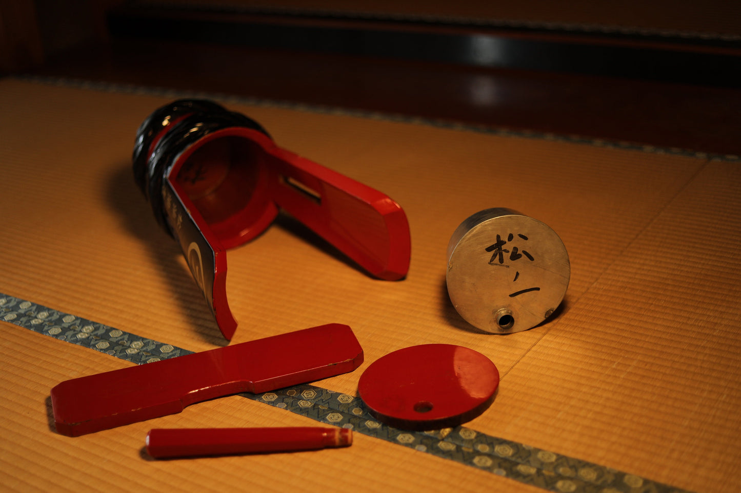 RARE! Japanese vintage double horned sake barrel lacquered in red and black, with inner metal bottle, Kanji calligraphy on the side, H18.5in