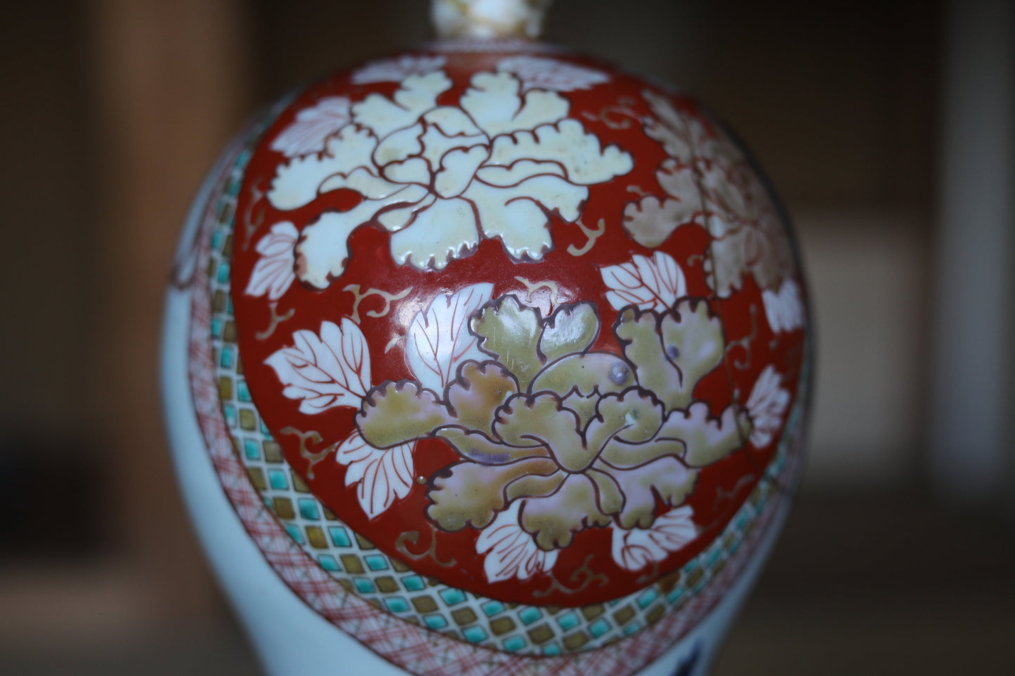 BIG! Japanese antique 1800s porcelain Sake bottle for shrine altar, large vase "KOIMARI" KINTSUGI Kanji flower design hand painting H13.8in