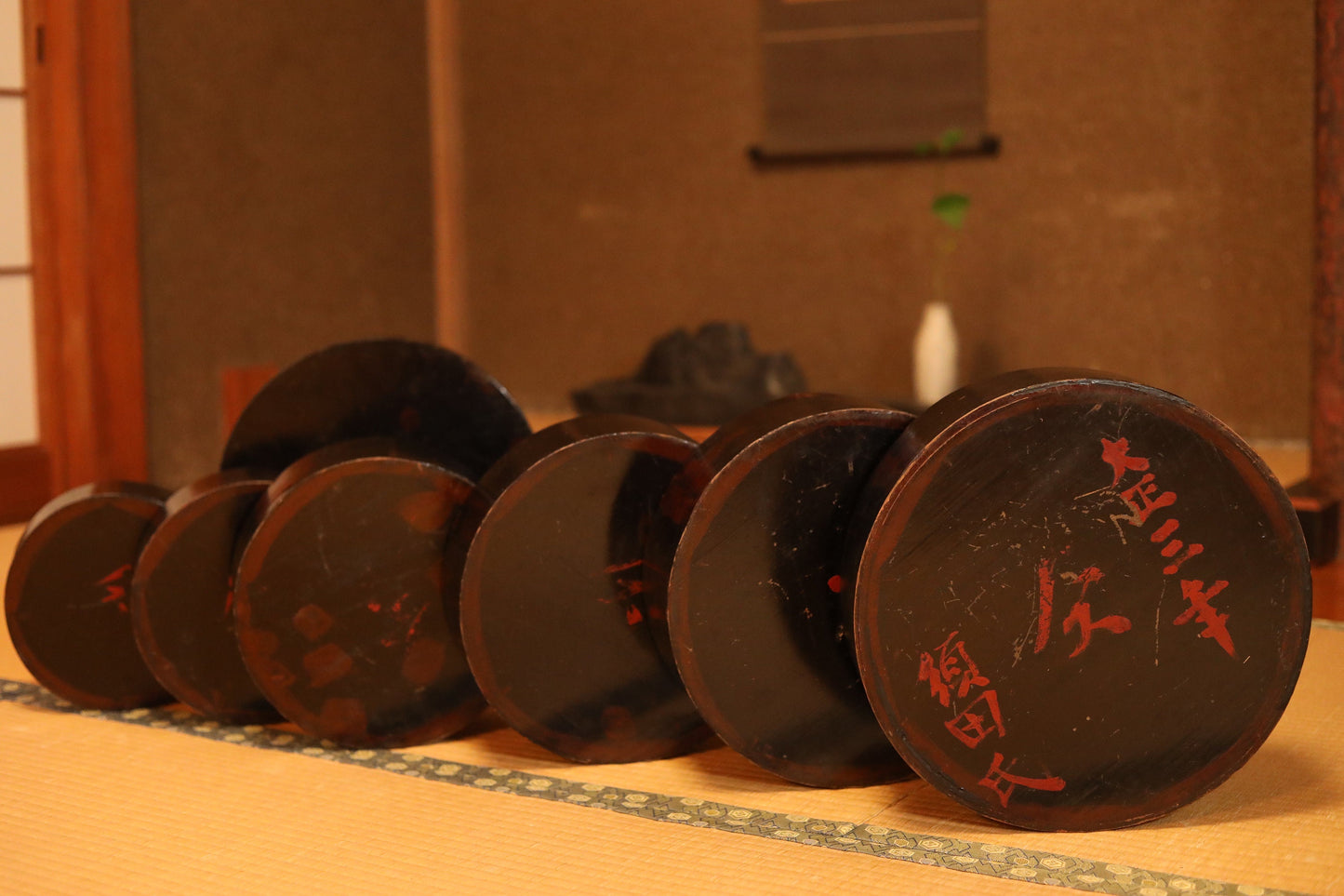 Japanese vintage stackable black lacquered wood round boxes with Kanji,"Kiridame" multi purpose 6 nesting boxes storage container L W12.9in