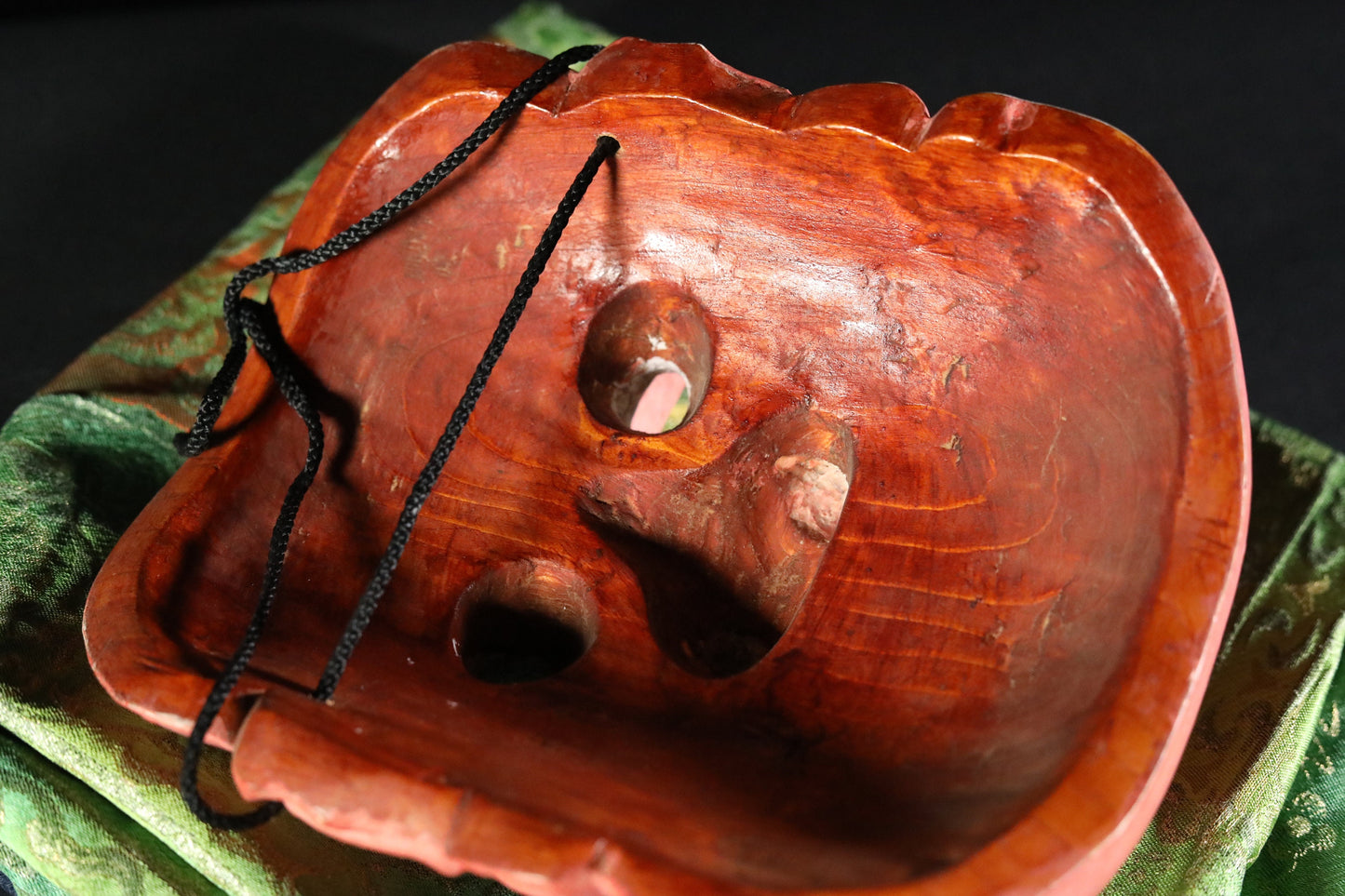 Japanese antique Noh mask red demon 武悪BUAKU wood carving Kyogen buddhist ornament statue with silk bag Japanese art wall deco H7.9in×W6.7in