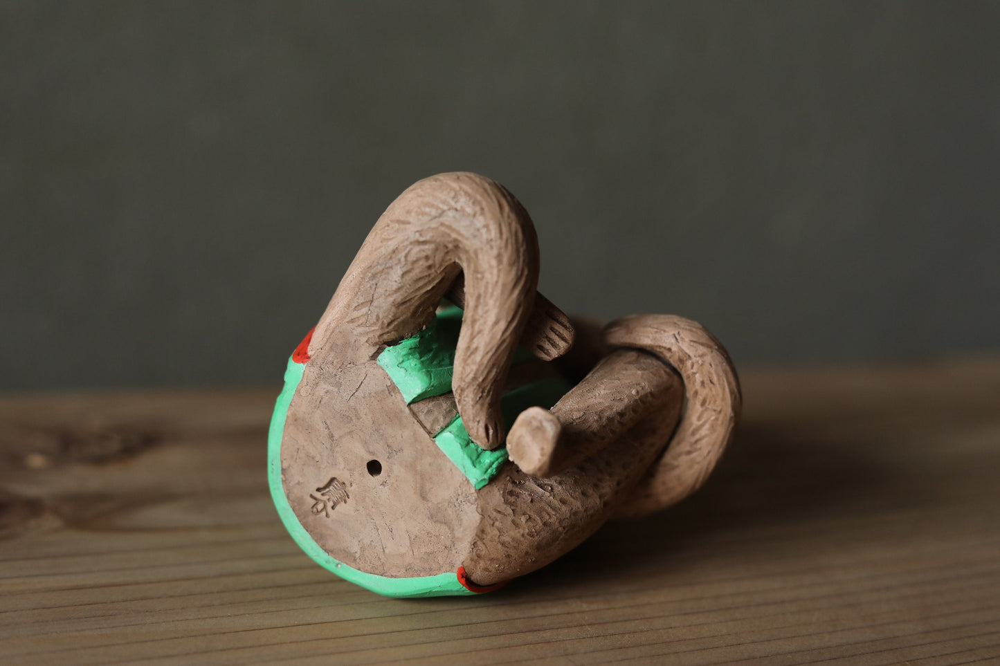 Japanese vintage monkey doll old pottery hand made animal ornament Kanji Signature, Peach Chinese zodiac H4.7×W3.4×3.7in