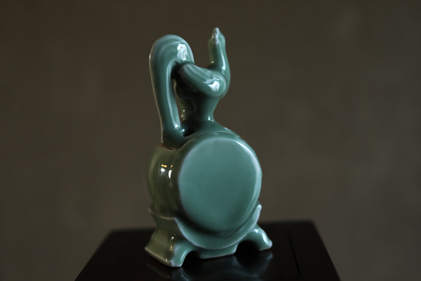 Japanese vintage Celadon porcelain censer bird "hen on the drum" with Kanji signature, wooden box, Incense burner H5.7×2.8in/H14.5×7cm