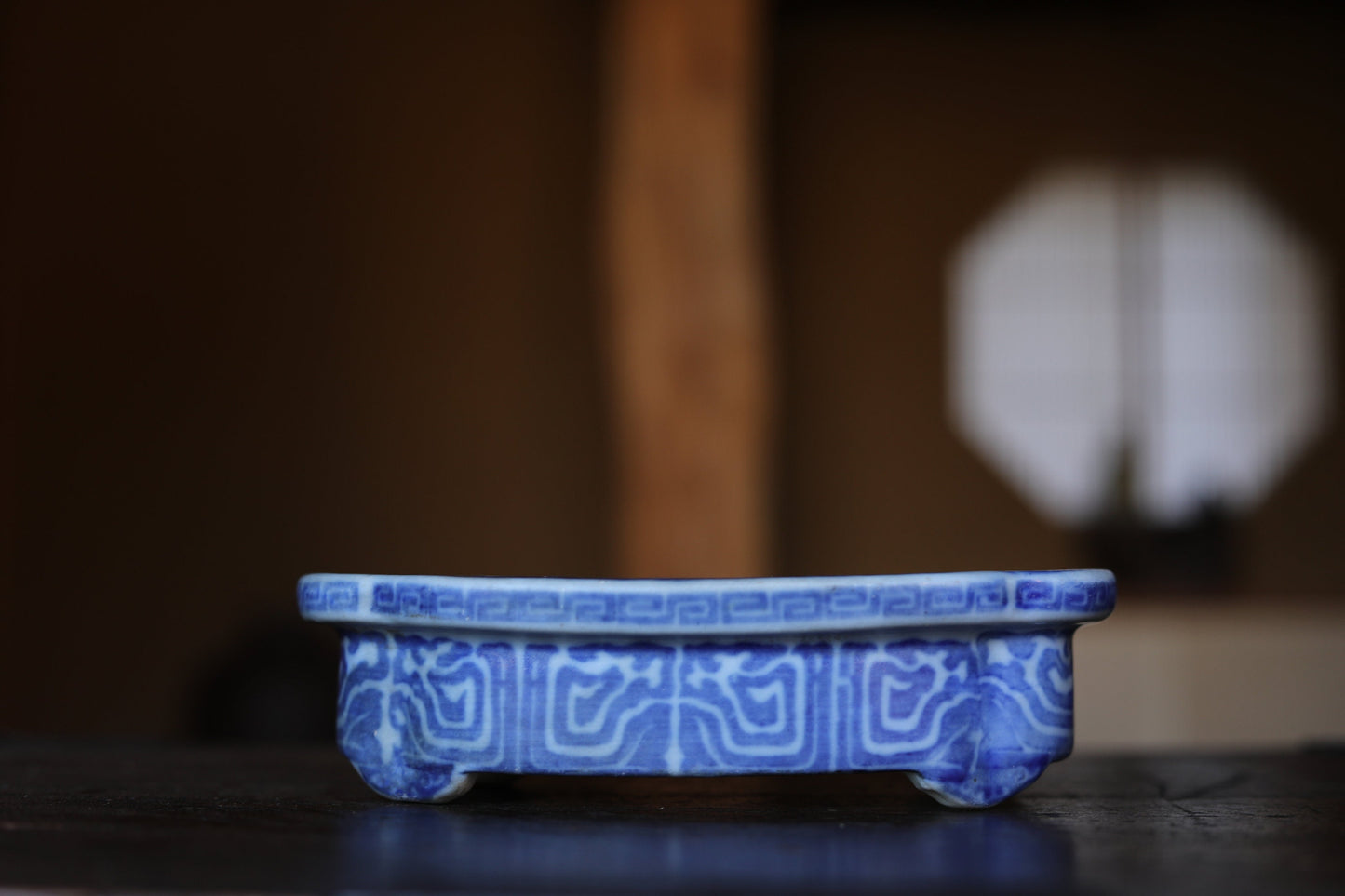 Japanese Antique IKEBANA ceramic vase SUIBAN Blue & White arabesque design porcelain basin Tea ceremony 1920s W7.1in/W18cm