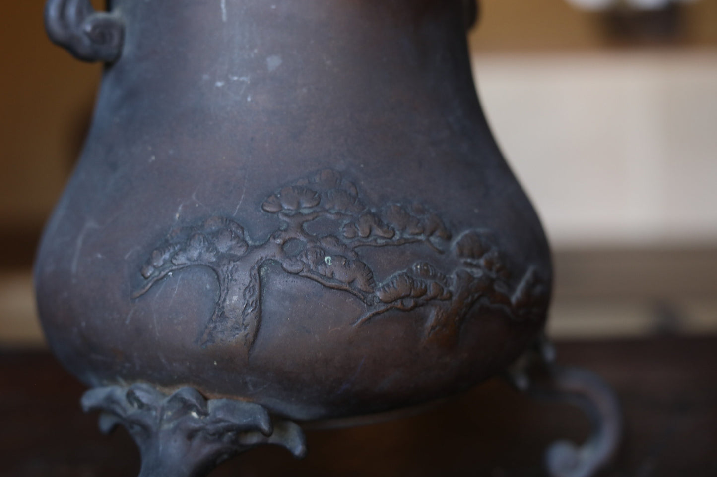 Japanese antique bronze flower vase USUBATA with legs, bird waves Mt Fuji design traditional temple style IKEBANA 1920s H9.1in/H23cm