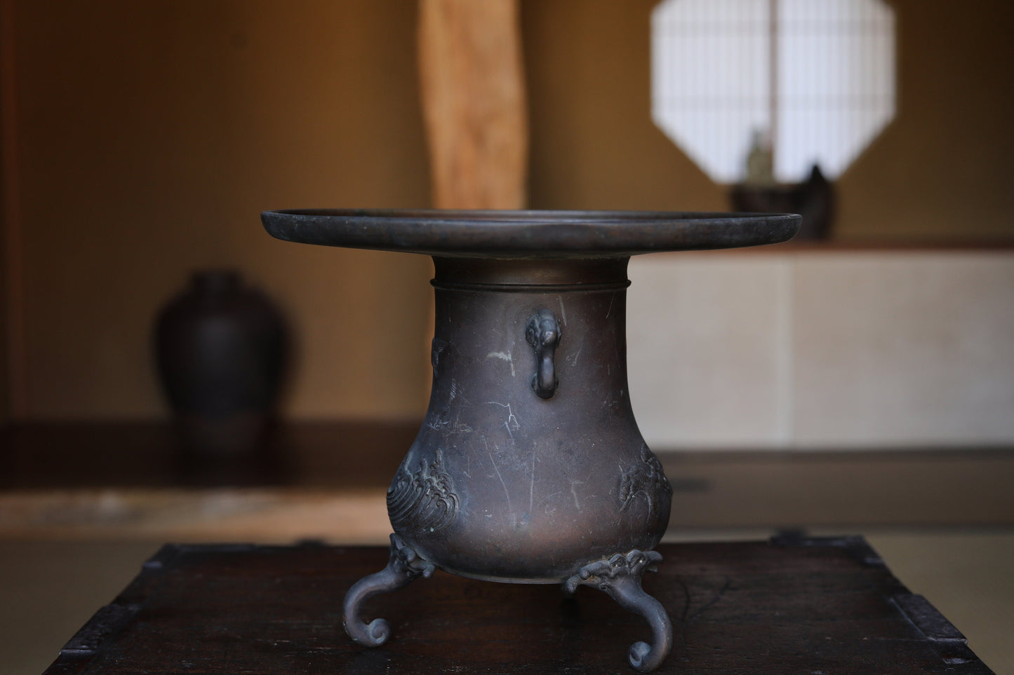Japanese antique bronze flower vase USUBATA with legs, bird waves Mt Fuji design traditional temple style IKEBANA 1920s H9.1in/H23cm