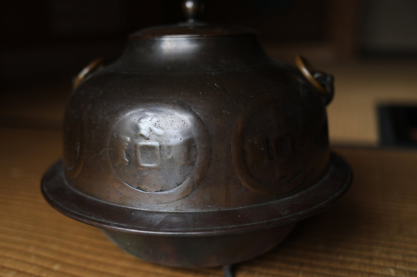 RARE! Japanese antique bronze kettle For Tea ceremony with handle with Japanese Kanji coins design 1800s W11.8in/W30cm