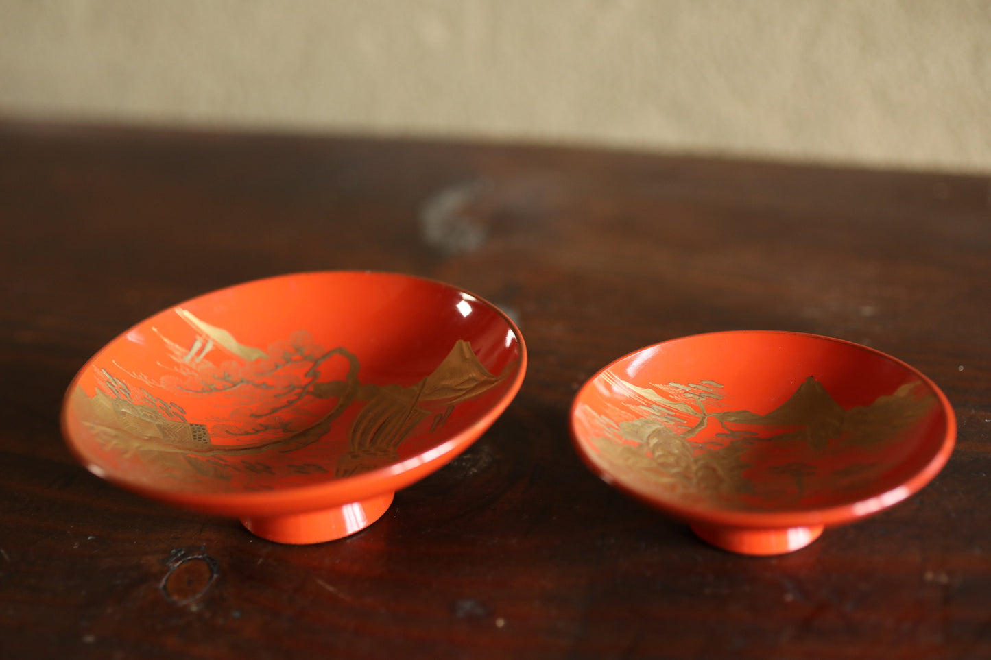 Japanese antique Pair of Red Gold lacquer MAKIE wooden sake cups with Mt.FUJI celebration design craft "sakazuki" for Gift 4.3in/10.8cm