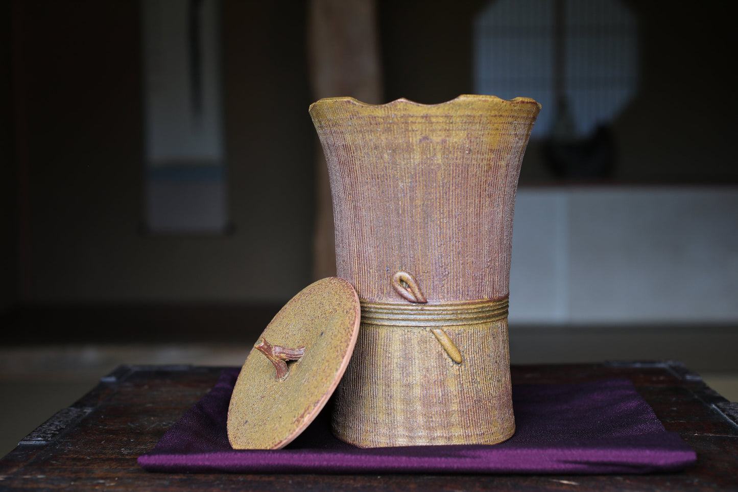 Japanese vintage Mizusashi jar with lid ceramic, kiln craft For Tea ceremony with Kanji signature Box H8.5 / 21.5cm