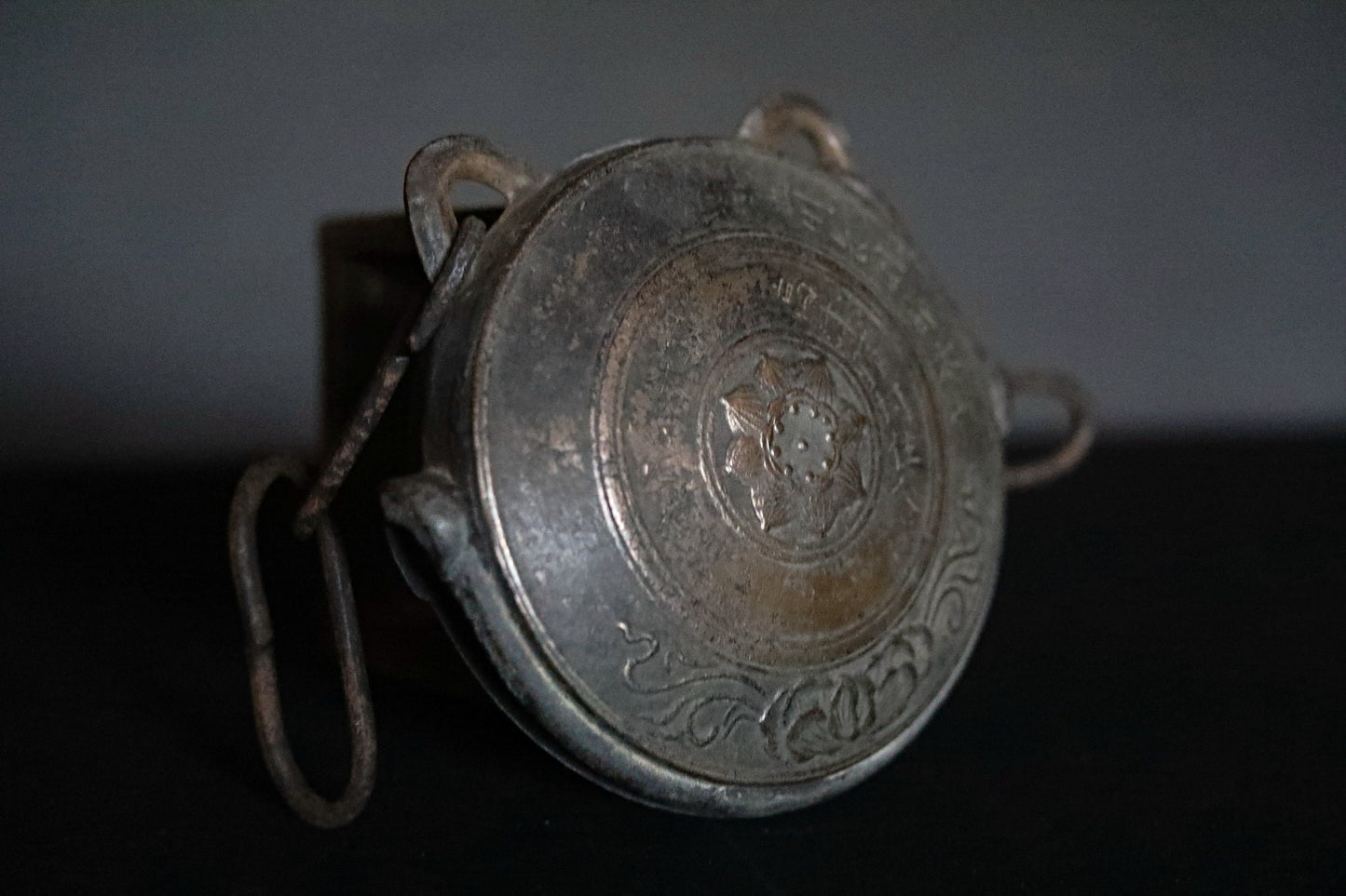 Japanese antique 1700s EDO "wanikuchi" bronze temple gong, buddhist altar with lotus Kanji signature lost wax craft W6.5in/W16.5cm