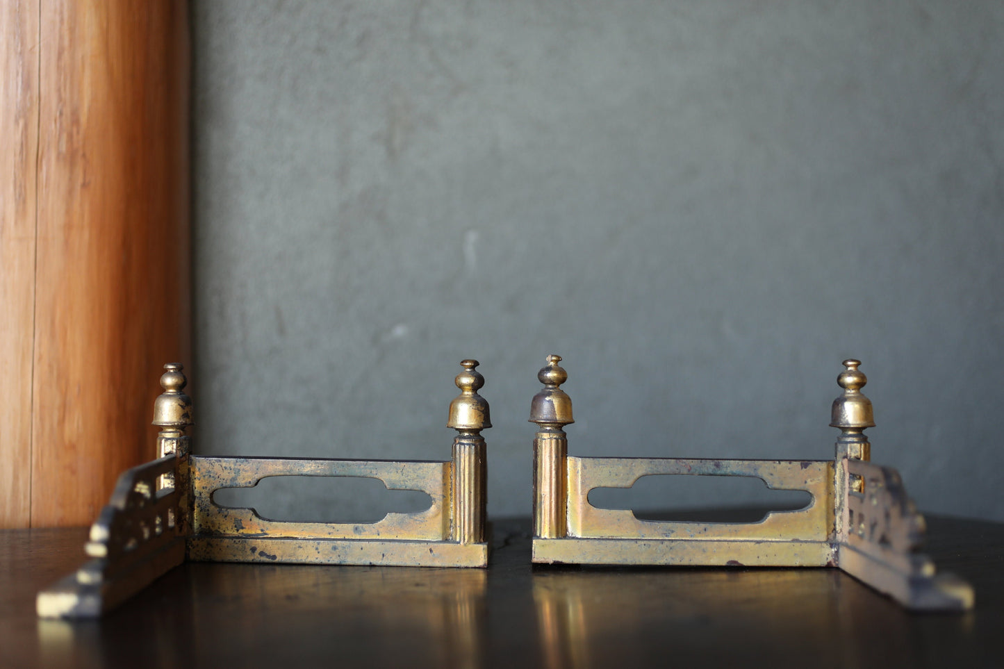 Japanese antique 1910s Buddhist altar Parts pair of Small boundaries fences, antique Wood lacquer gold, furniture H3.5×W7.7in/9×19.5cm