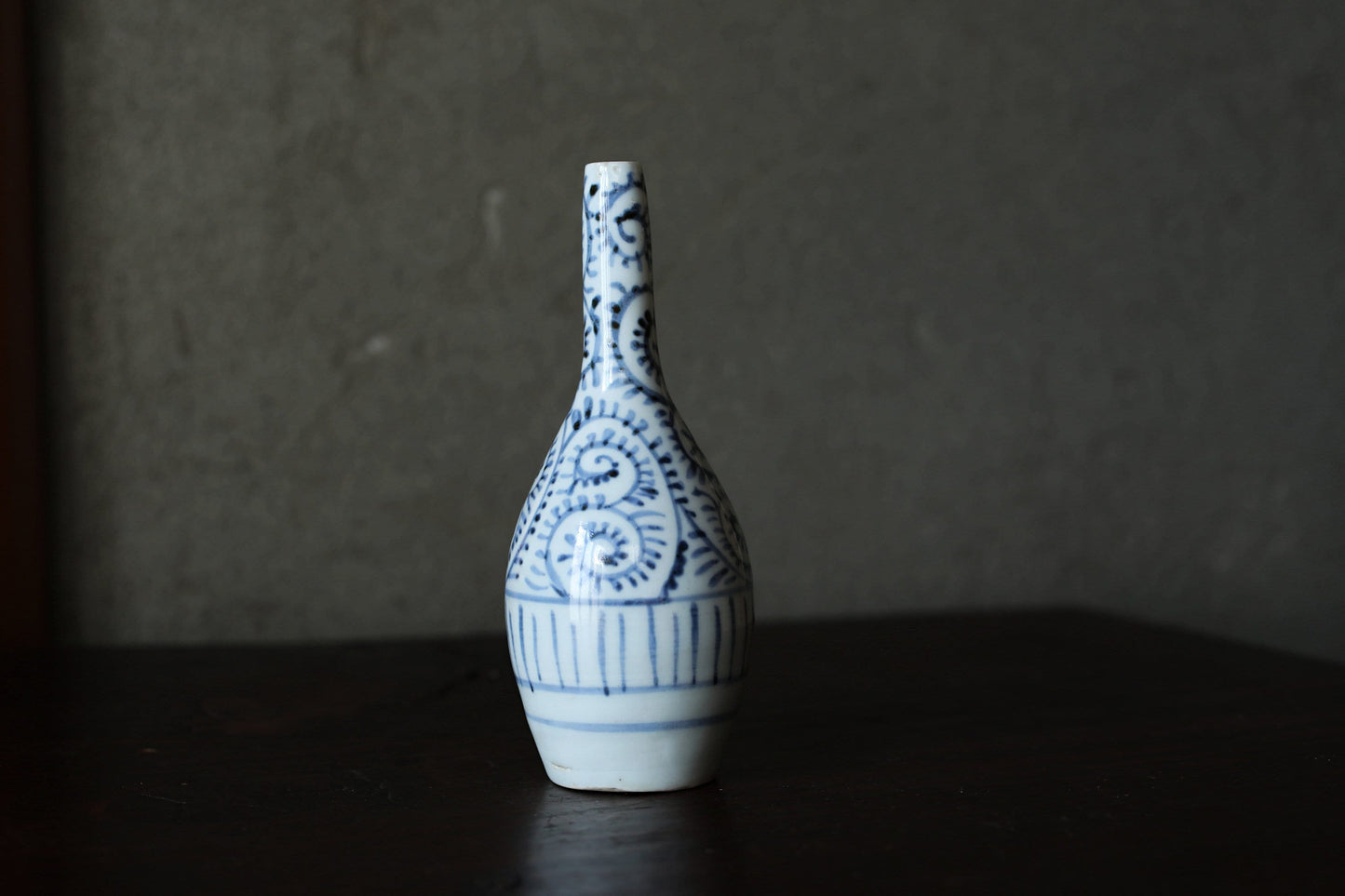 Japanese antique 1800s EDO small vase porcelain SAKE bottle old IMARI with arabesque pattern hand painting Sometsuke H6.1in/H15.5cm