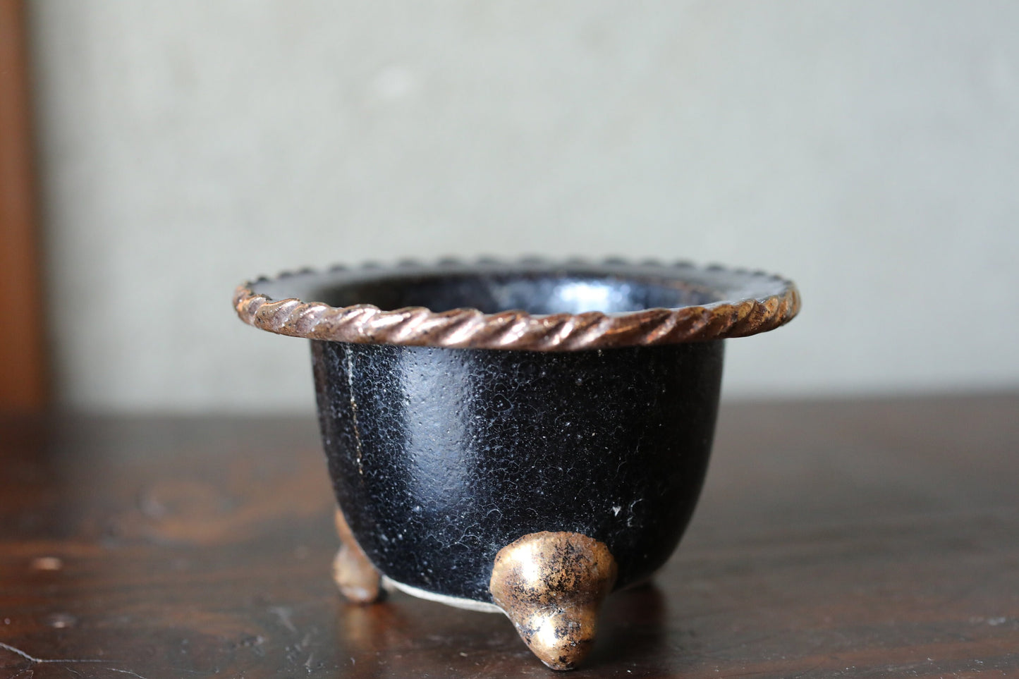 Japanese furniture antique orchid pot with three legs black gold, "Rakuyaki hachi", pottery pot with gold painting, H2.8×4.3in/H7×11cm