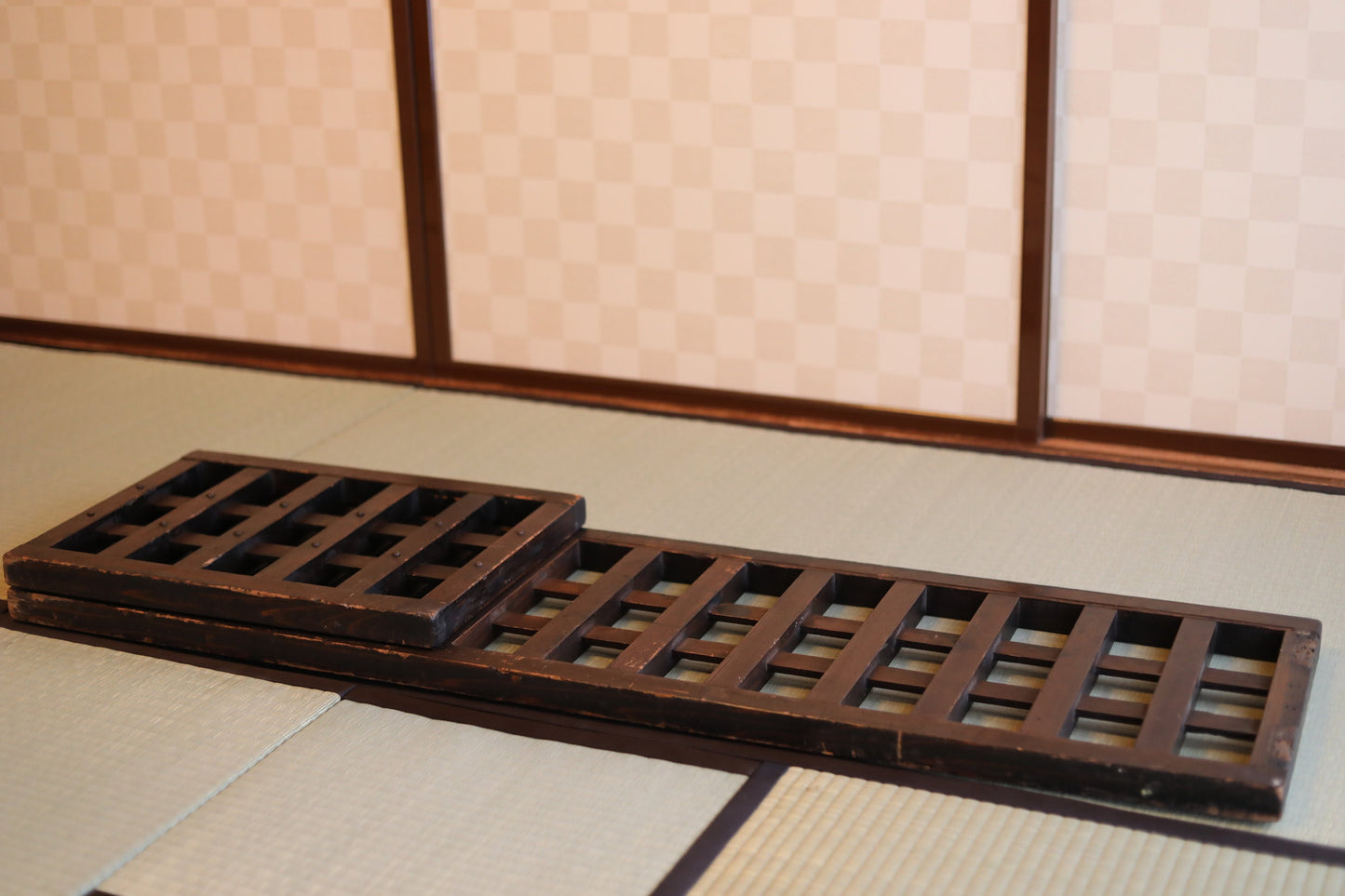 Japanese Furniture antique Wood lattice partition 帳場格子Cho-ba koushi, wooden folding screen, old wood deco,Edo 1800s, H14.2×71.3in/H36×181cm