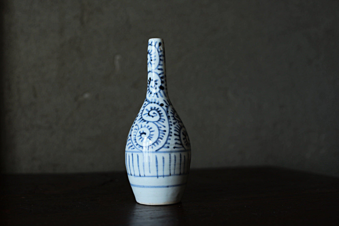 Japanese antique 1800s EDO small vase porcelain SAKE bottle old IMARI with arabesque pattern hand painting Sometsuke H6.1in/H15.5cm