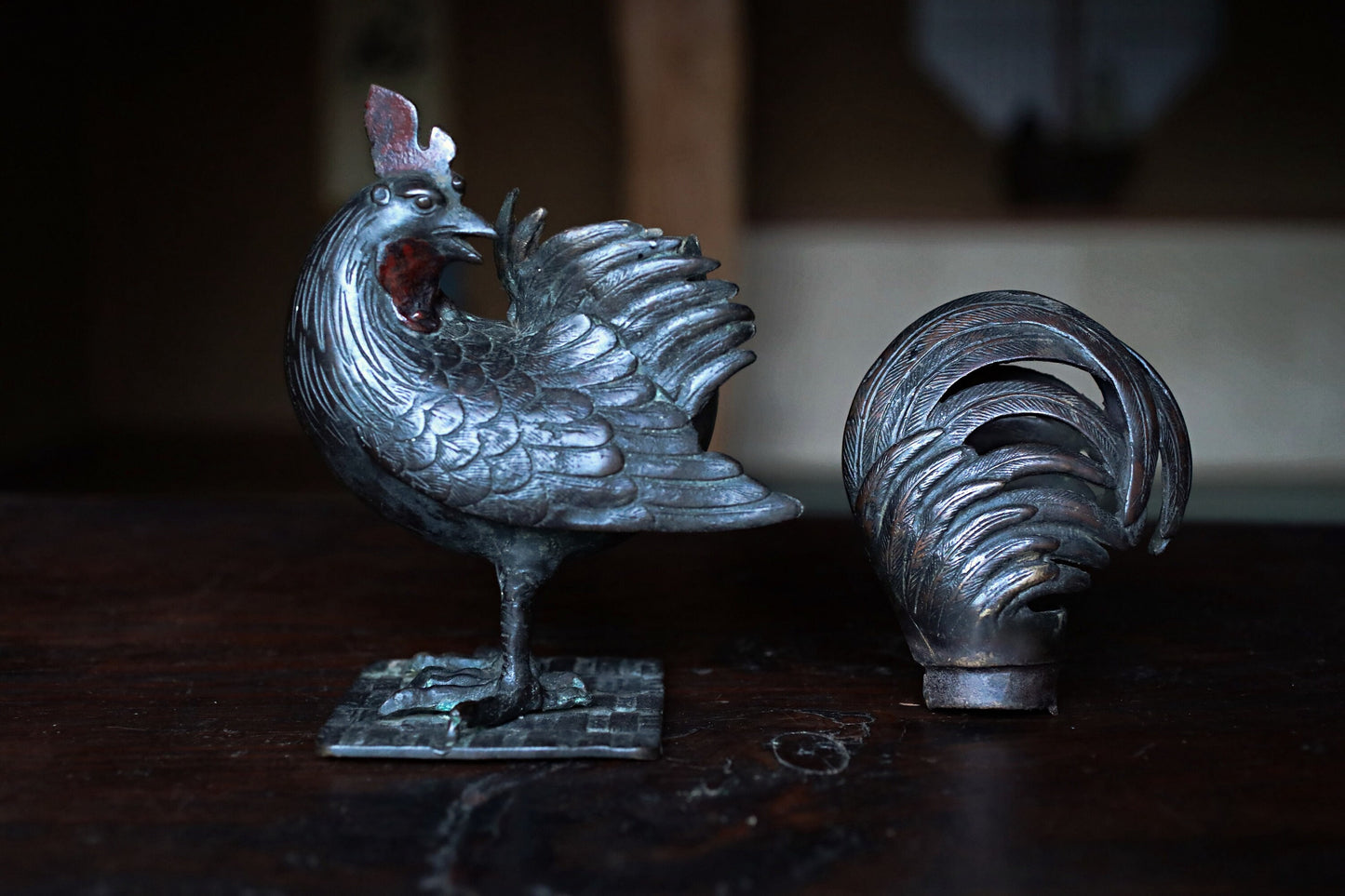 FINE! Japanese antique 1910s Bronze bird statue censer Koro cock Ondori rooster with wooden, animal Incense burner For GIFT H9.3in/H23.5cm