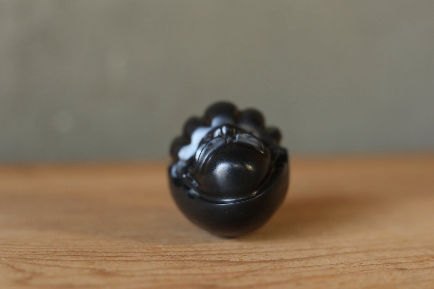 Japanese small doll Figurine of traditional Japanese character DARUMA 那智黒Nachiguro black stone, paper weight H2.8×2.1in/H7.2×5.3cm