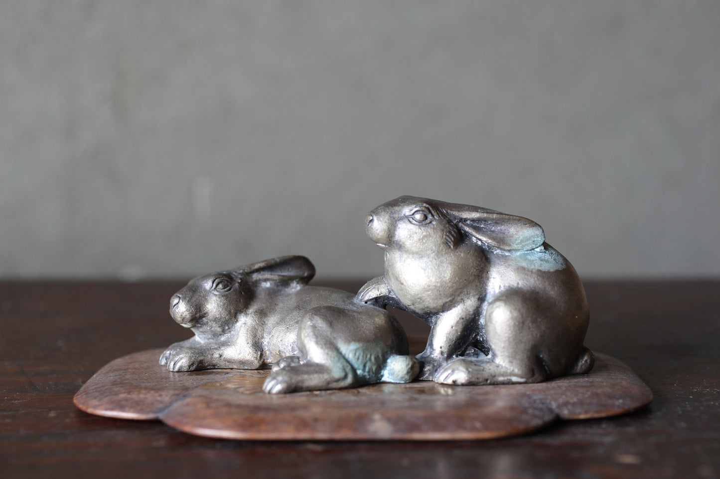 Japanese vintage Bronze rabbit doll statue ornament with beautiful gold Maki-e stand/ Japanese interior vintage metal animal W6.8in/W17.3cm
