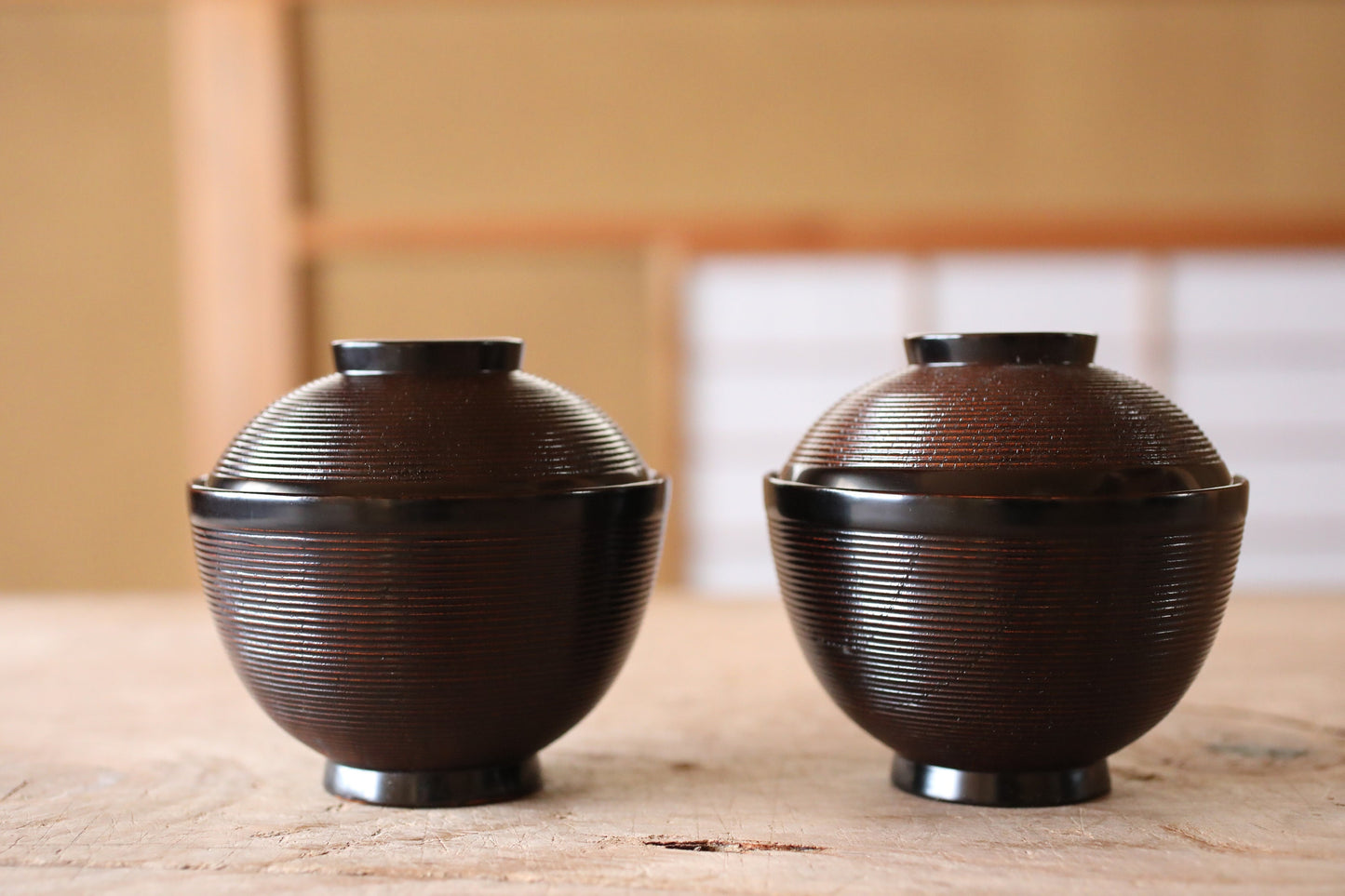 FINE! Pair of Japanese vintage Urushi lacquer bowls, Owan miso cups waves design black gold Maki-e lacquer tableware hand craft