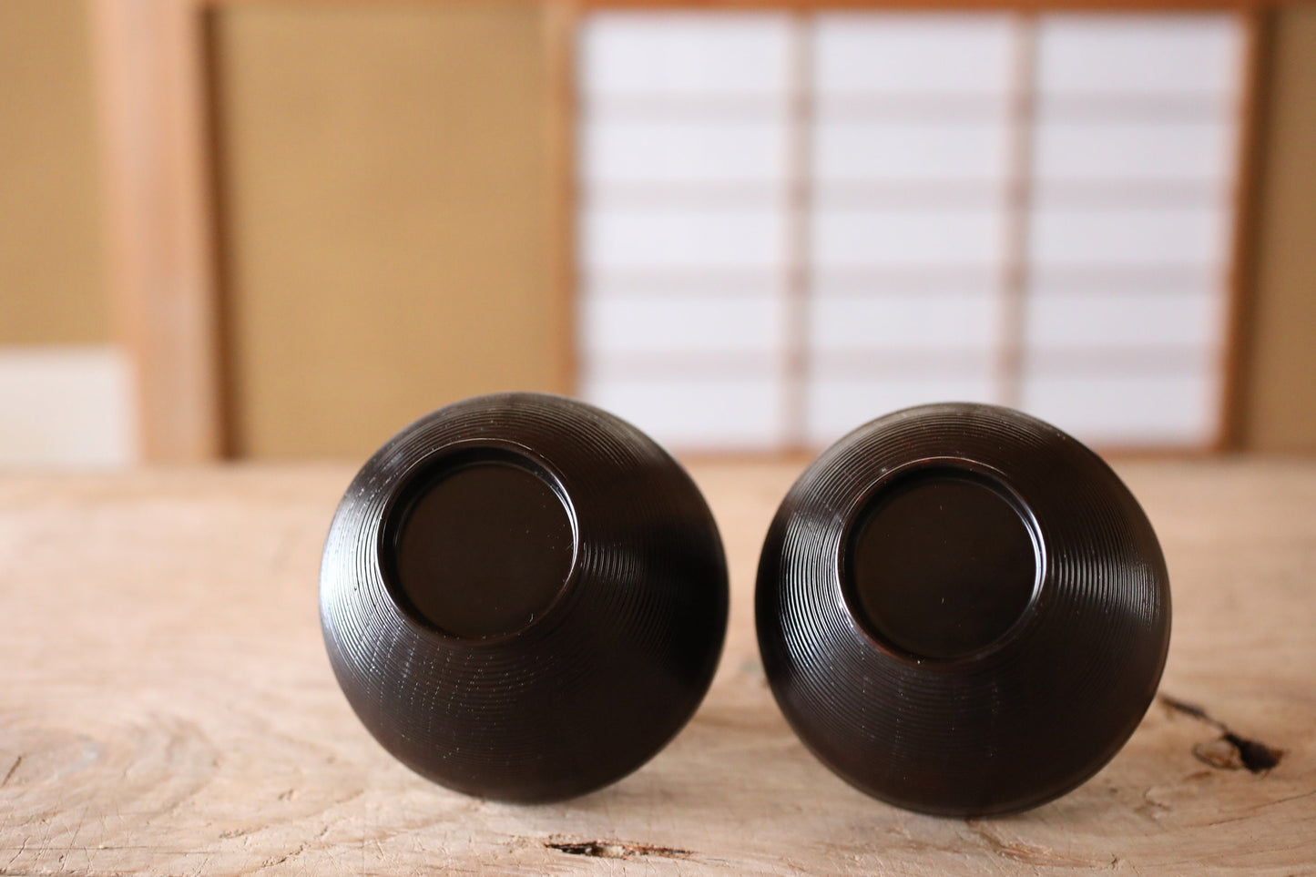 FINE! Pair of Japanese vintage Urushi lacquer bowls, Owan miso cups waves design black gold Maki-e lacquer tableware hand craft