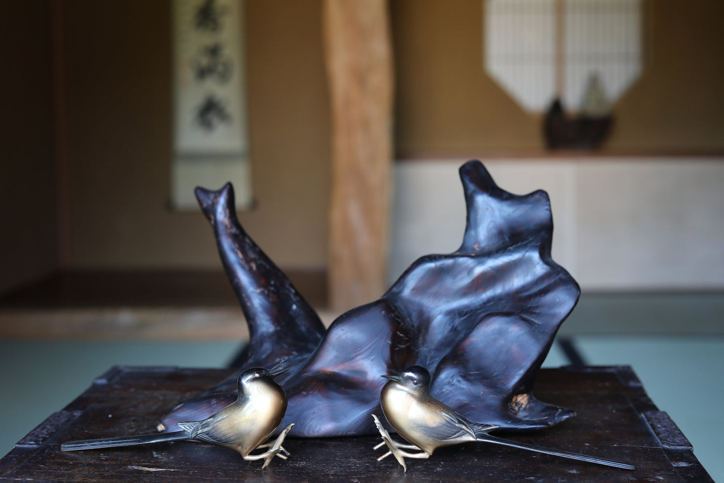Japanese antique pair of long tail birds made of bronze and wood burl stand, "BONKEI", with signature, 1900s H10.4in×W13.8in×D7.9in