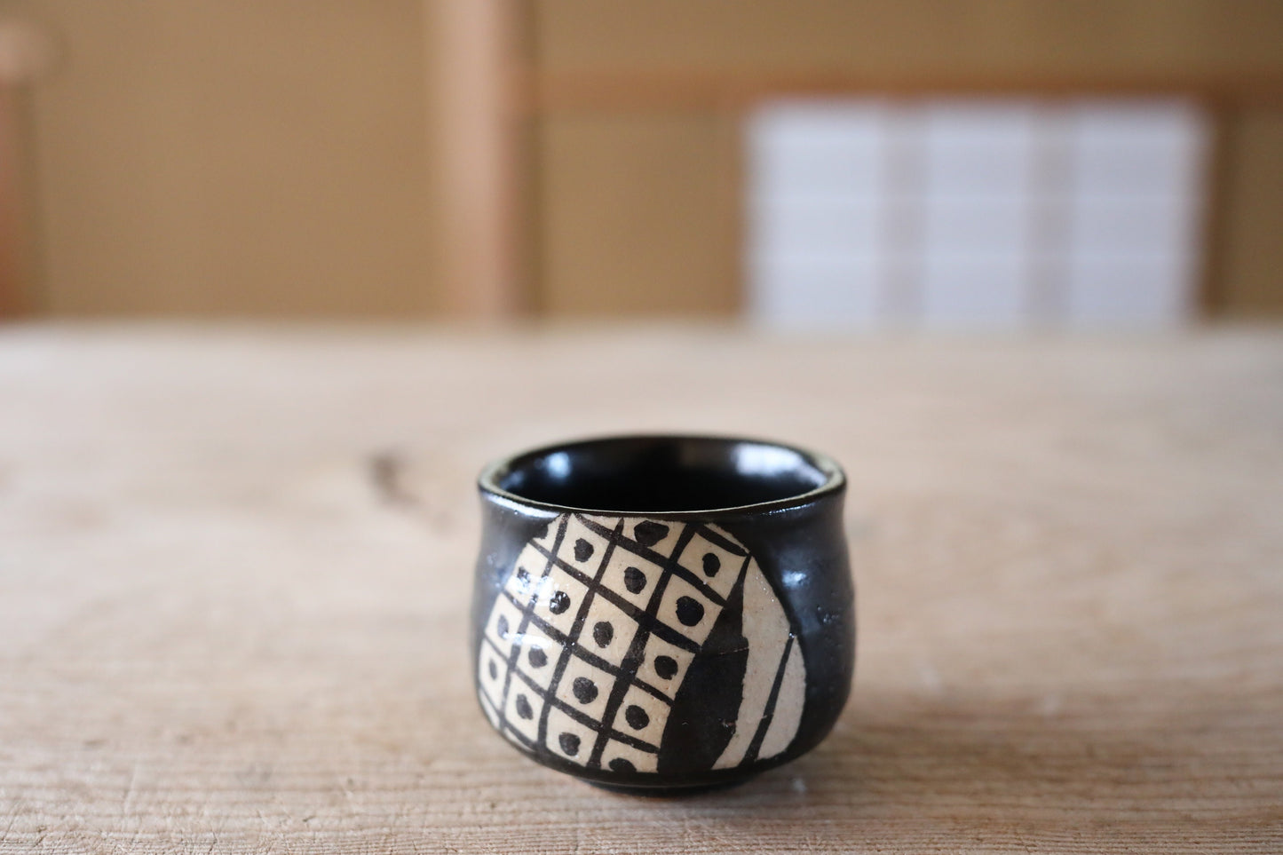 Japanese vintage kiln art sake cup Oribe black with sign 陶象 "sakazuki" "guinomi" with wooden box Calligraphy For GIFT 1.9in×2.4in/4.8×6.1cm