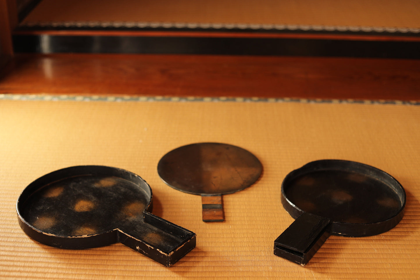 Japanese antique bronze mirror Kagami with relief of cranes pine with wooden case traditional Japan Geisha accessory SAMURAI1800sH13.2×9.3in