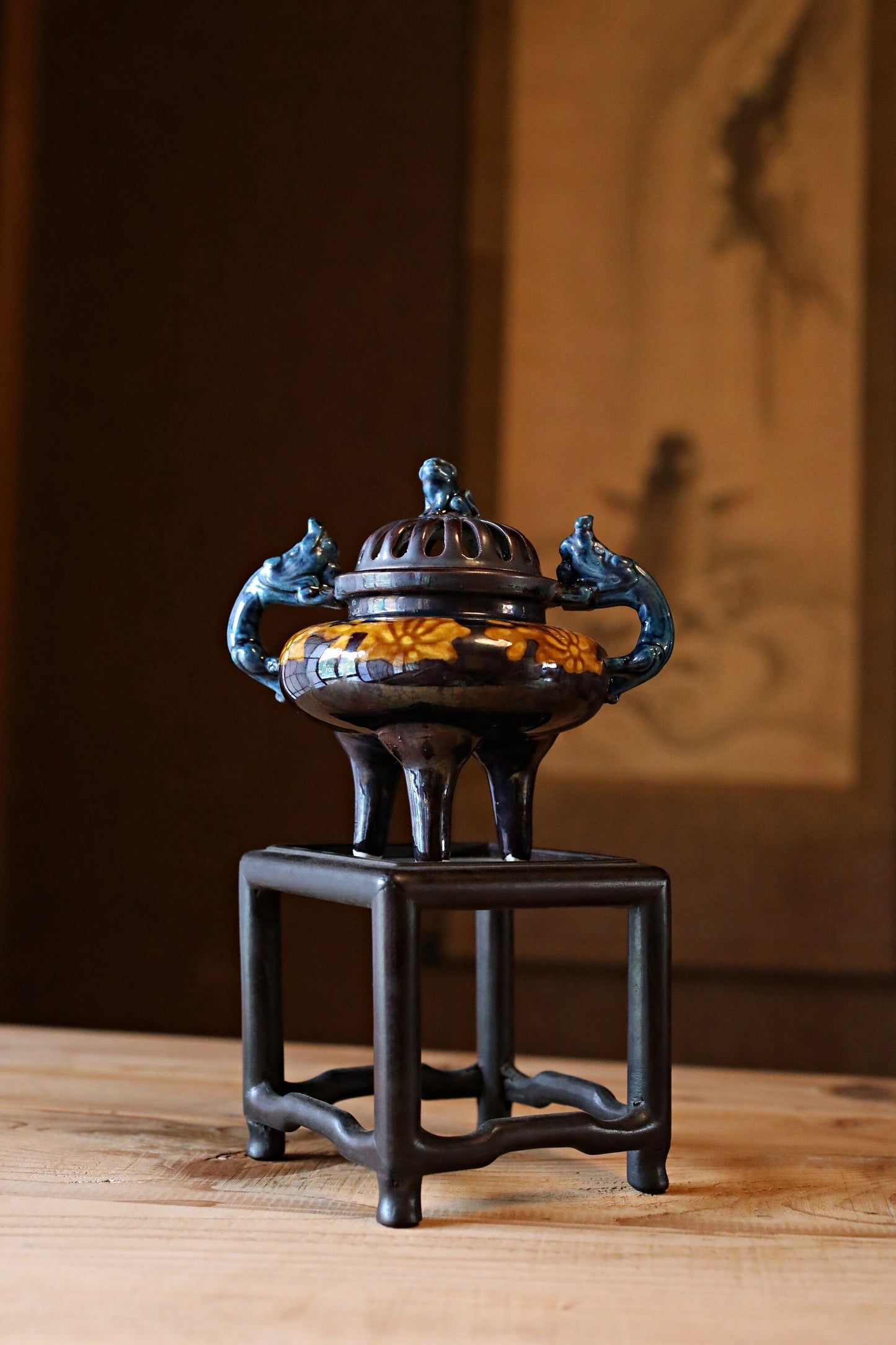 Japanese vintage 1970s KUTANI Cochin ware porcelain incense burner blue dragons deep purple For GIFT H5.1×5.5in/H13×14cm