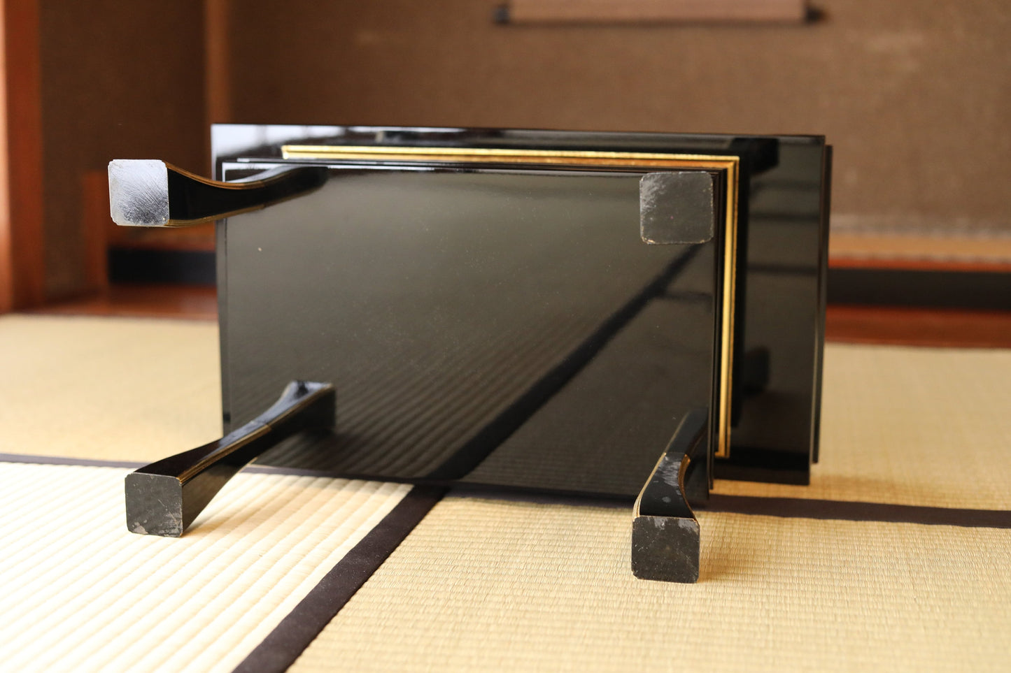Japanese vintage lacquer pedestal, Buddhist table temple table, Buddhist Wood Stand, furniture, black Sutra desk H13.8×W21.7in/H35×W55cm