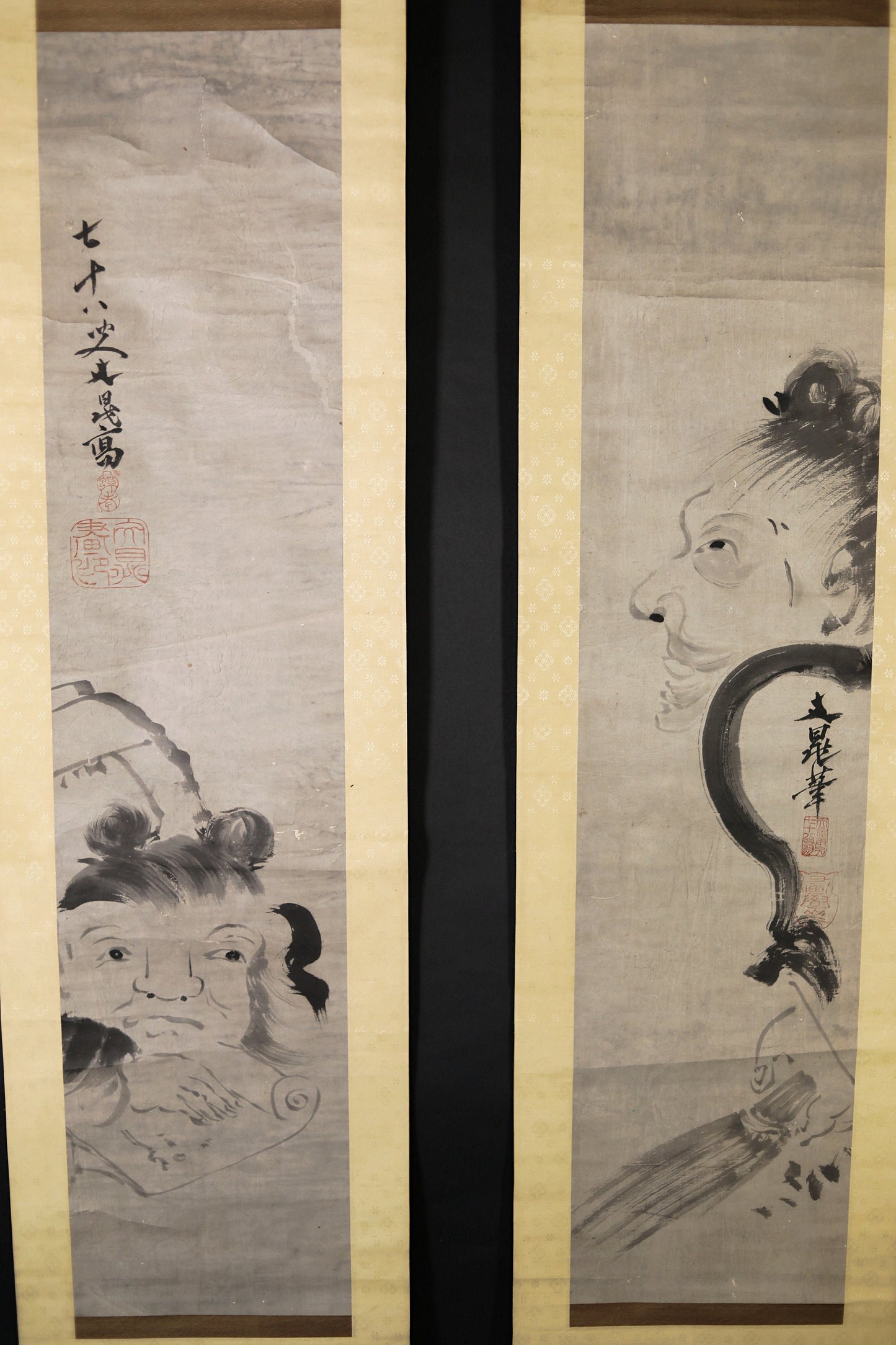 Pair of Japanese antique ink painting scroll Zen Monks 谷文晁, ink and wash hanging scroll Kakejiku with BOX 1900s Kanji sign H74.8in/H190cm